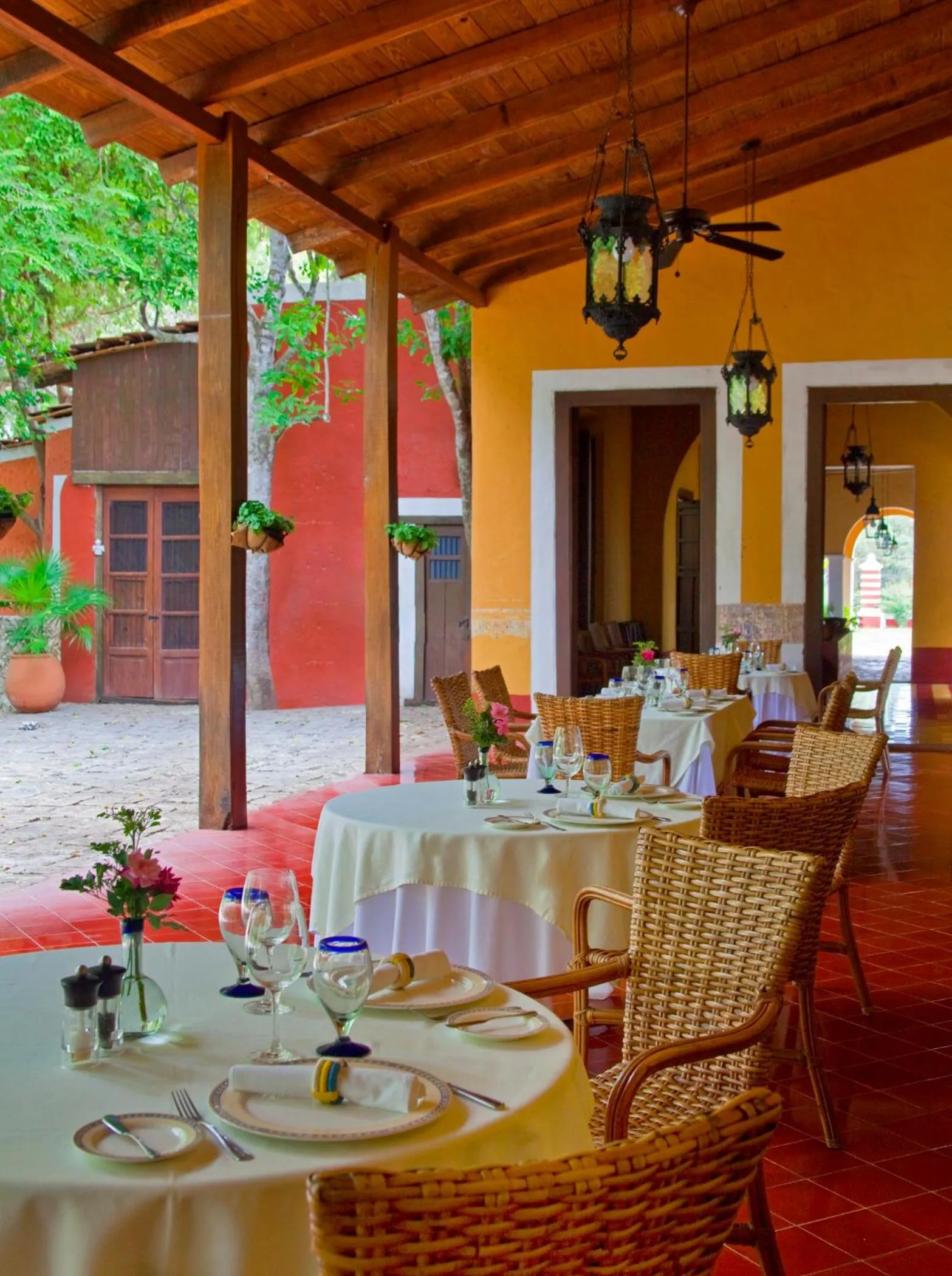 Restaurant/places to eat in Hacienda Santa Rosa de Lima