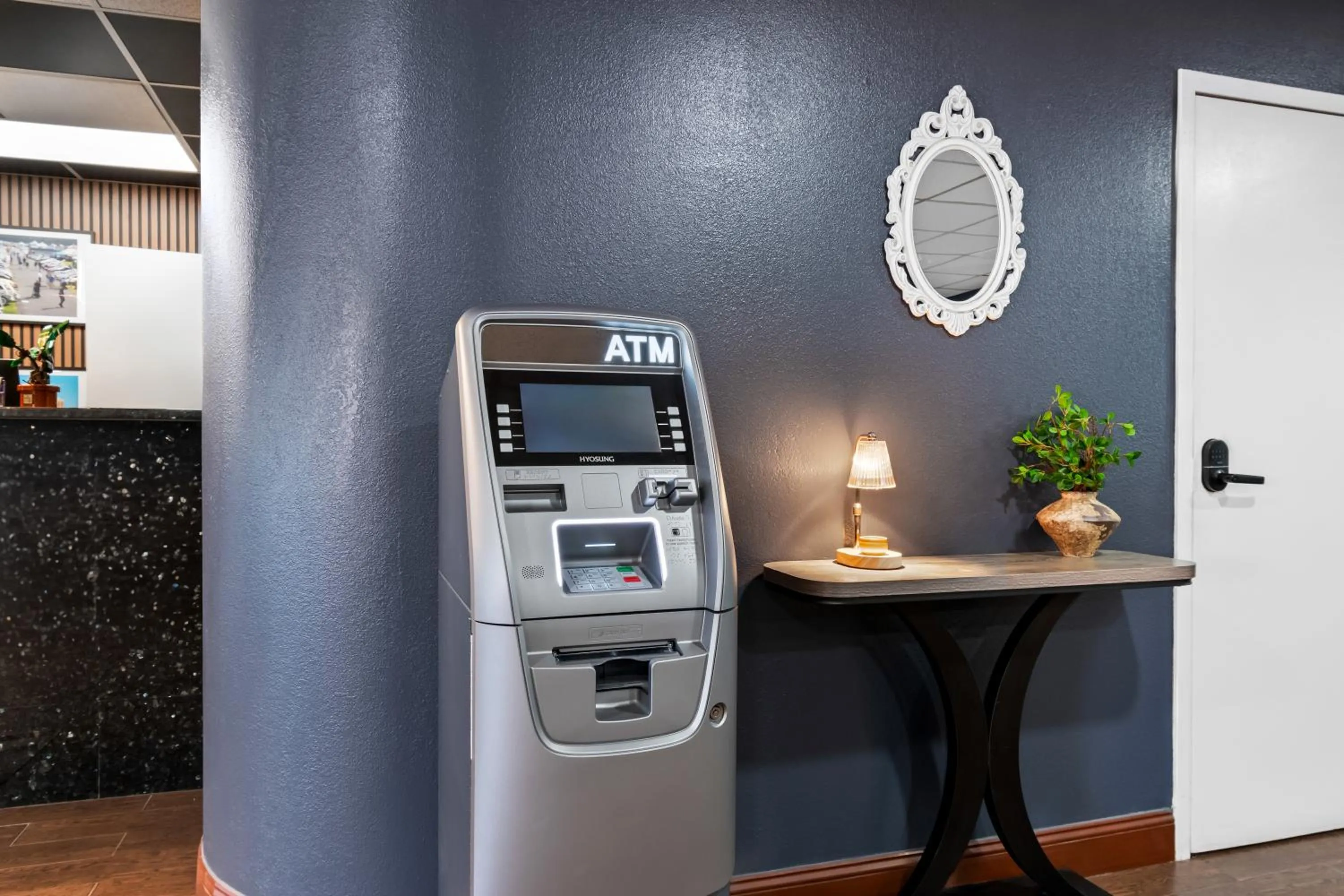 ATM in Scottish Inns & Suites - North Hershey
