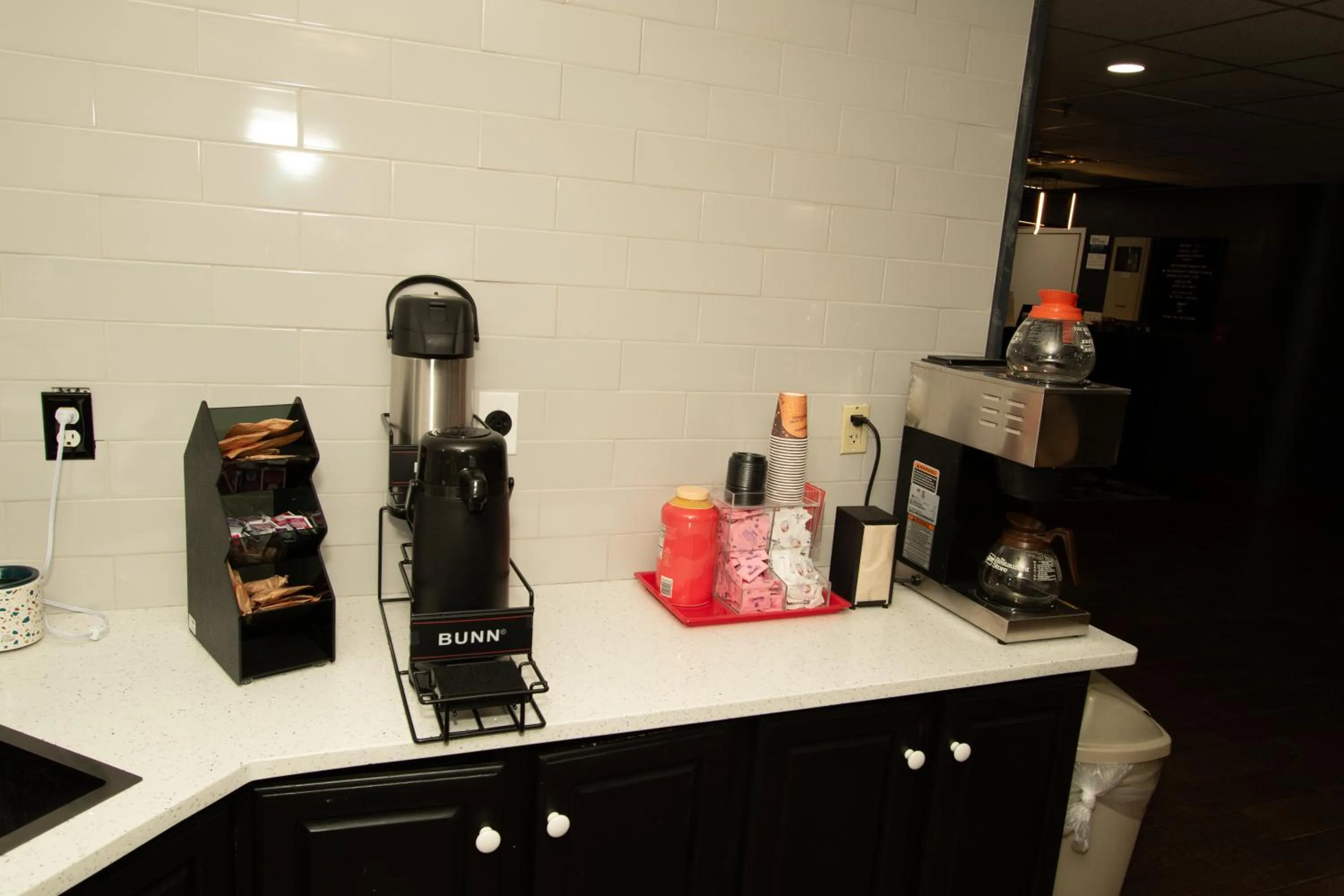 Coffee/tea facilities in Motel 6-Harrisburg, PA - Hershey North