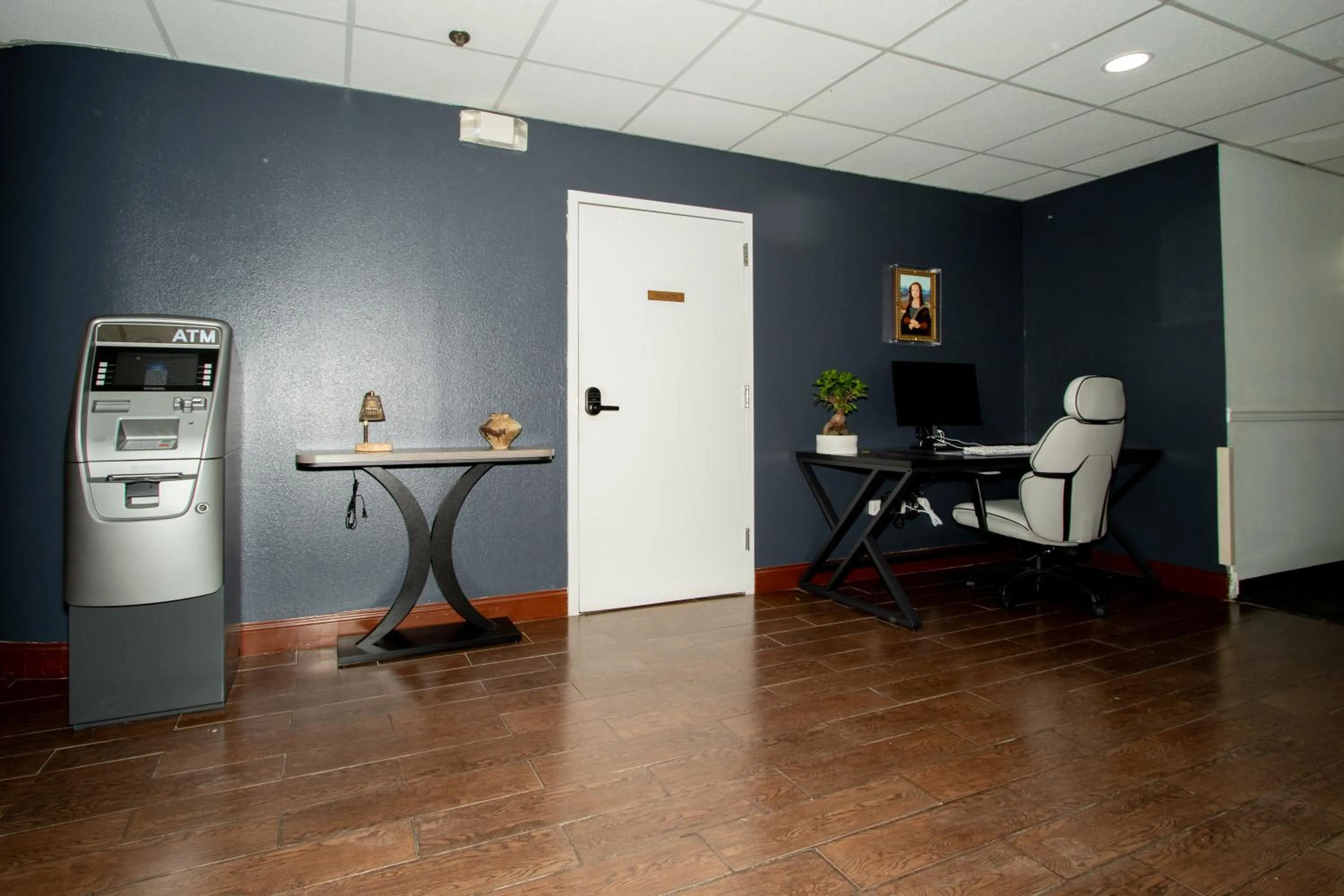 ATM in Motel 6-Harrisburg, PA - Hershey North