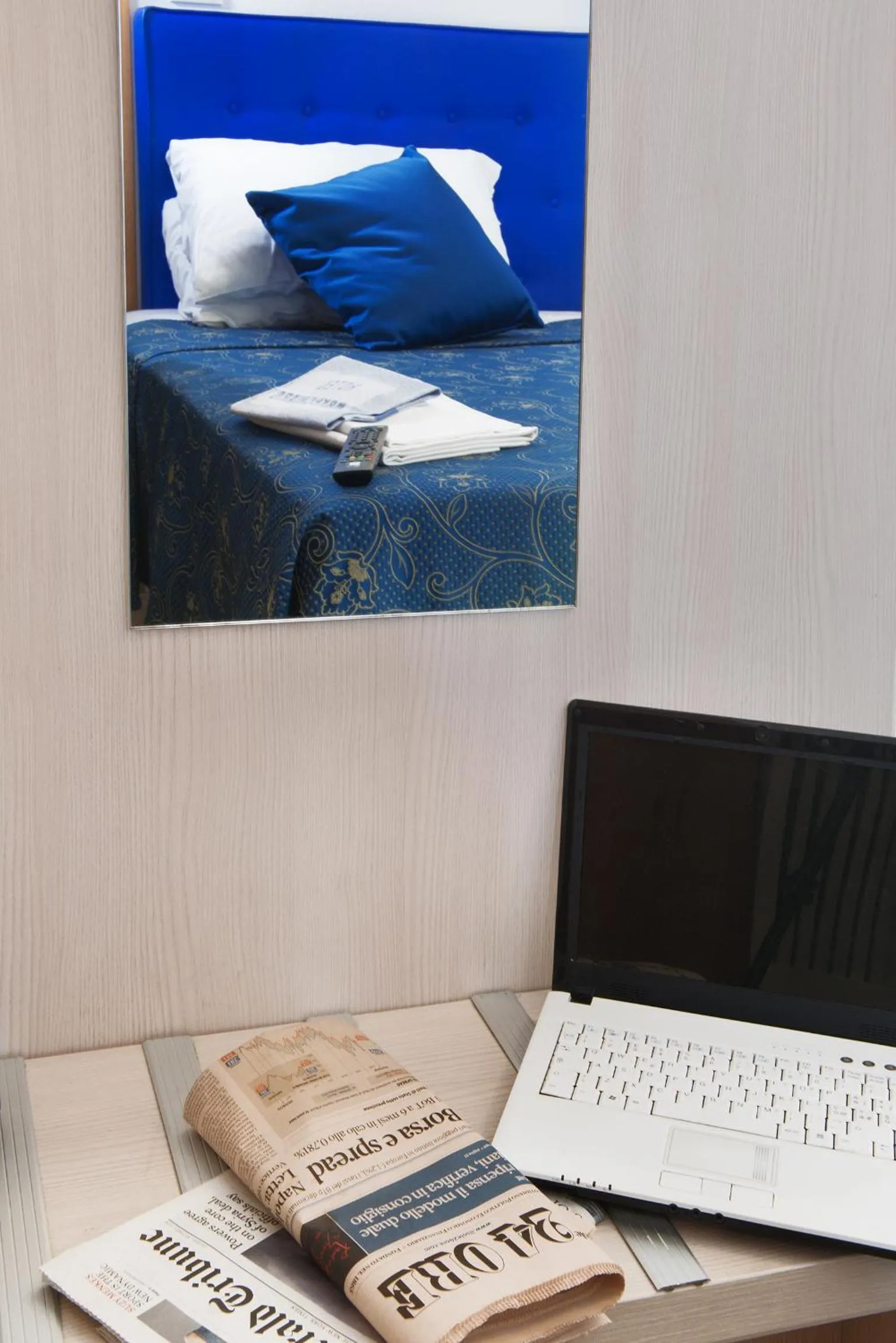 Decorative detail in Albergo Marechiaro