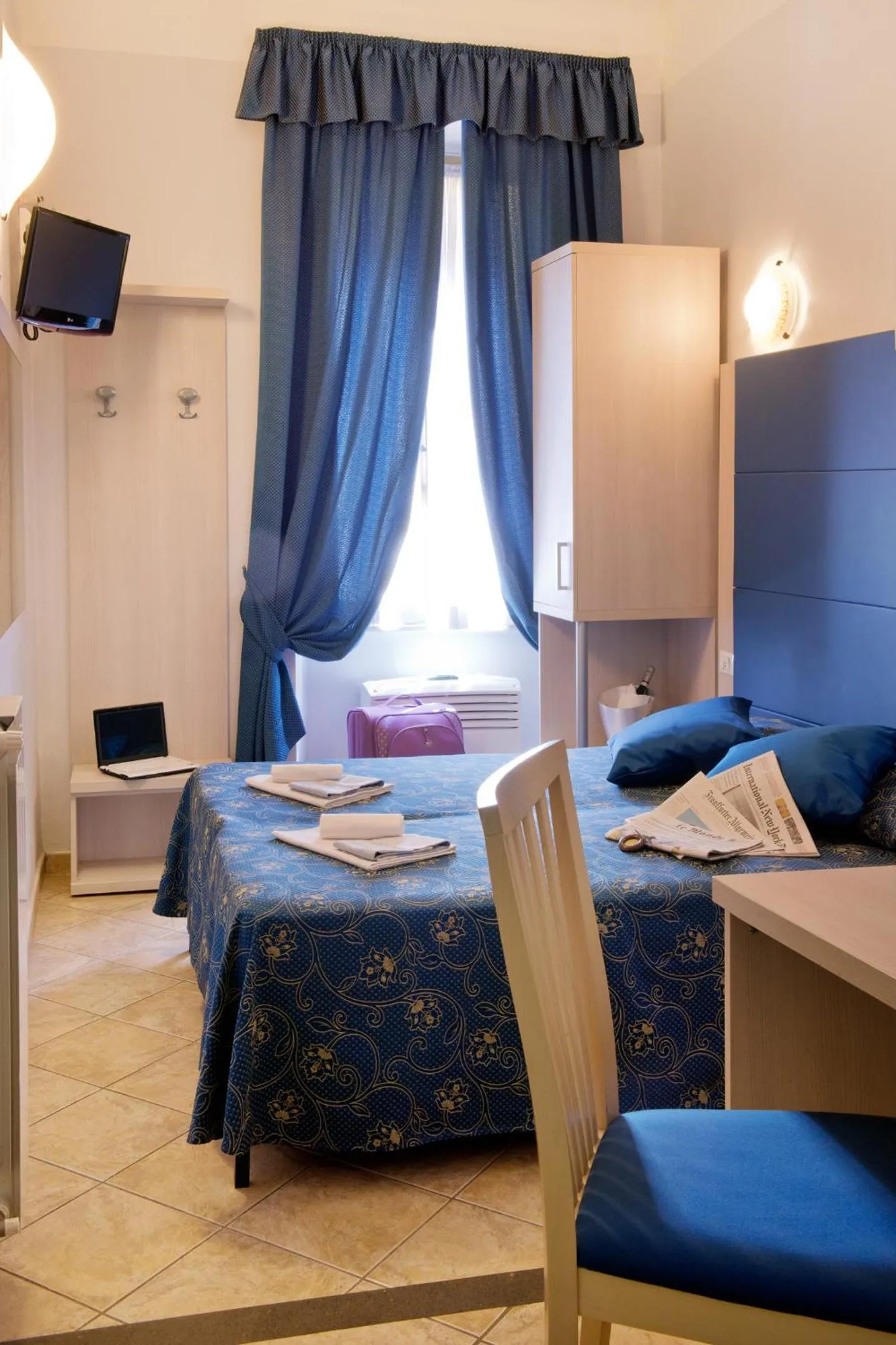 Photo of the whole room, Bed in Albergo Marechiaro