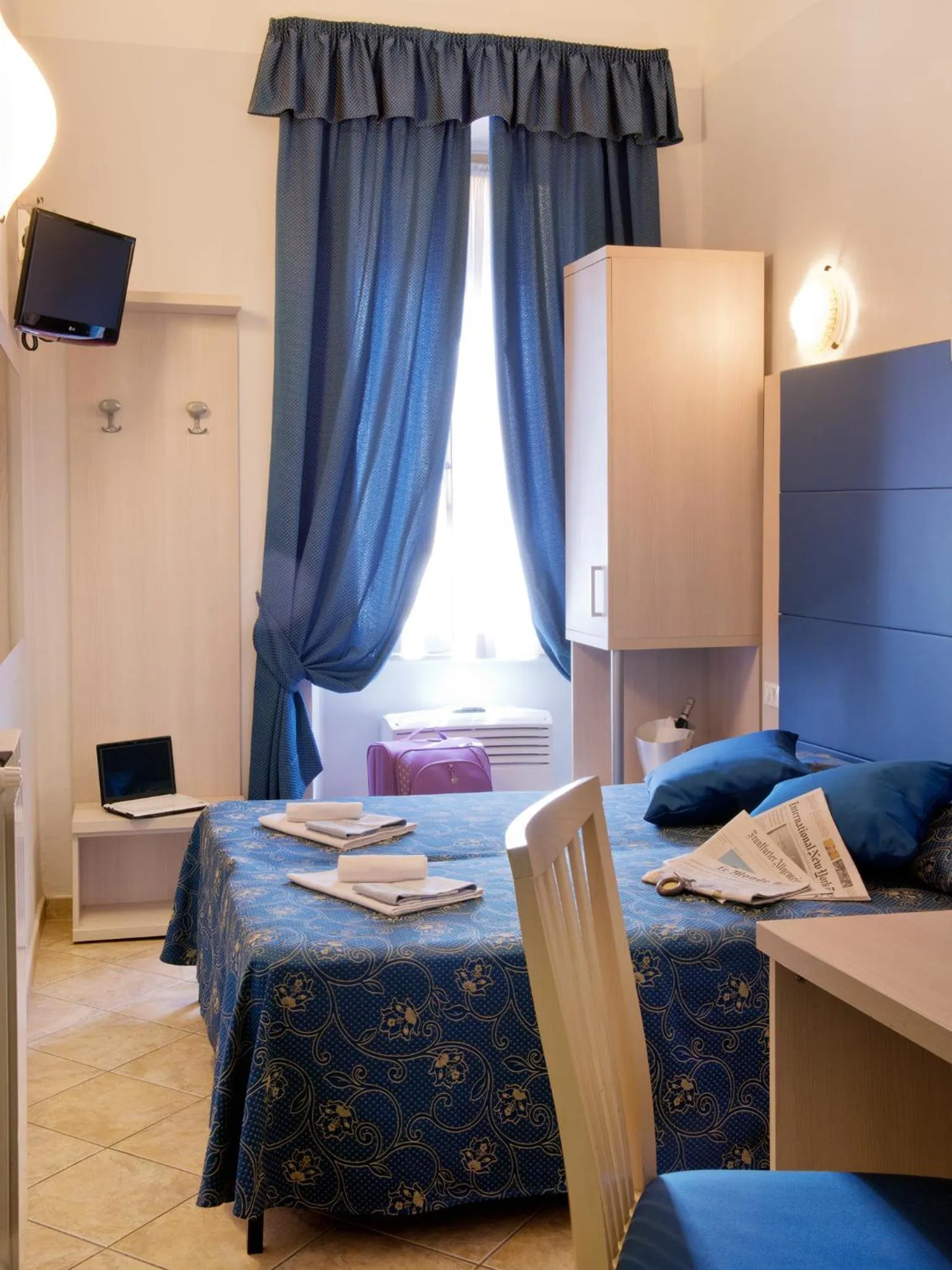 Bed in Albergo Marechiaro