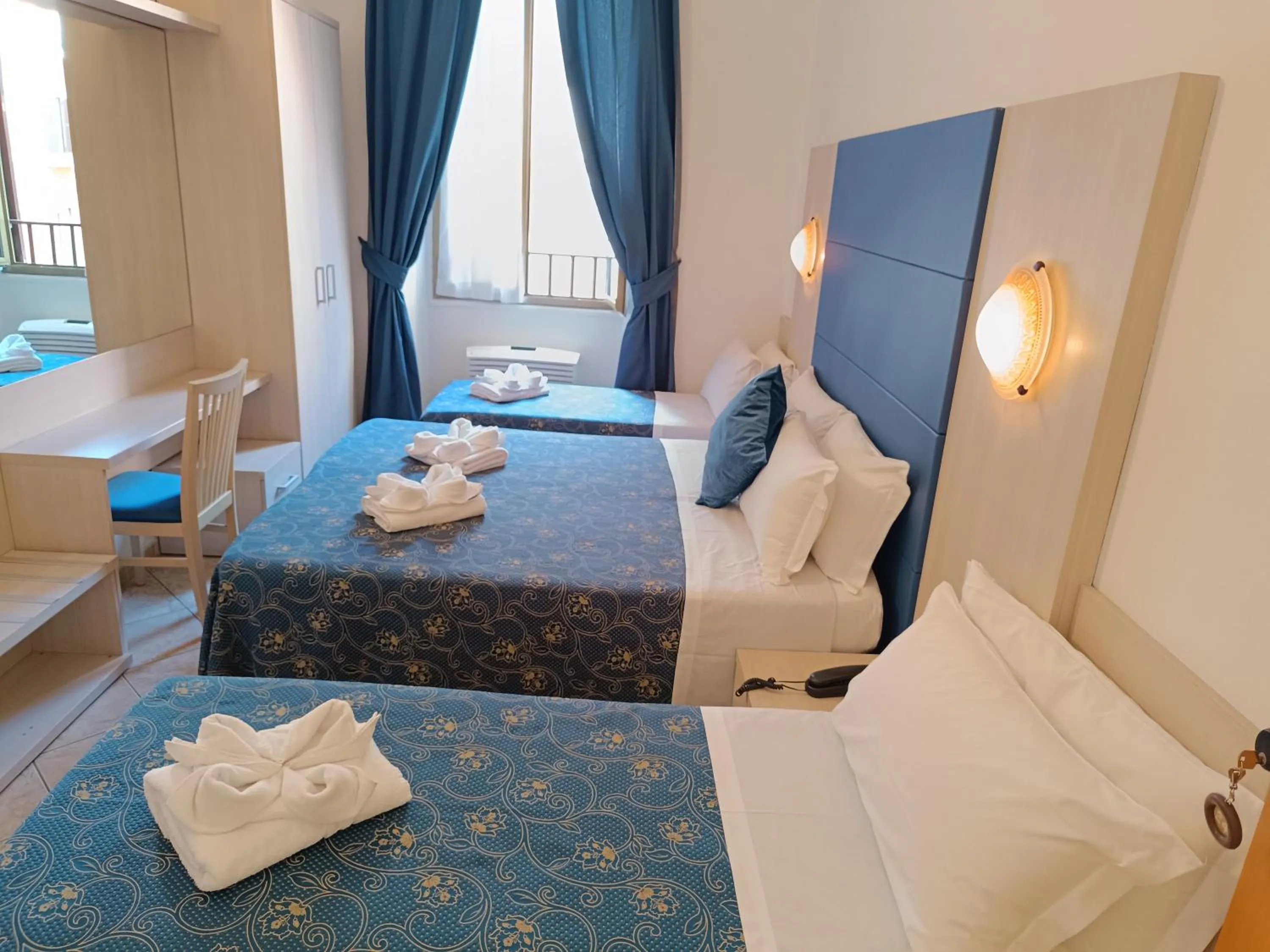 Bed in Albergo Marechiaro