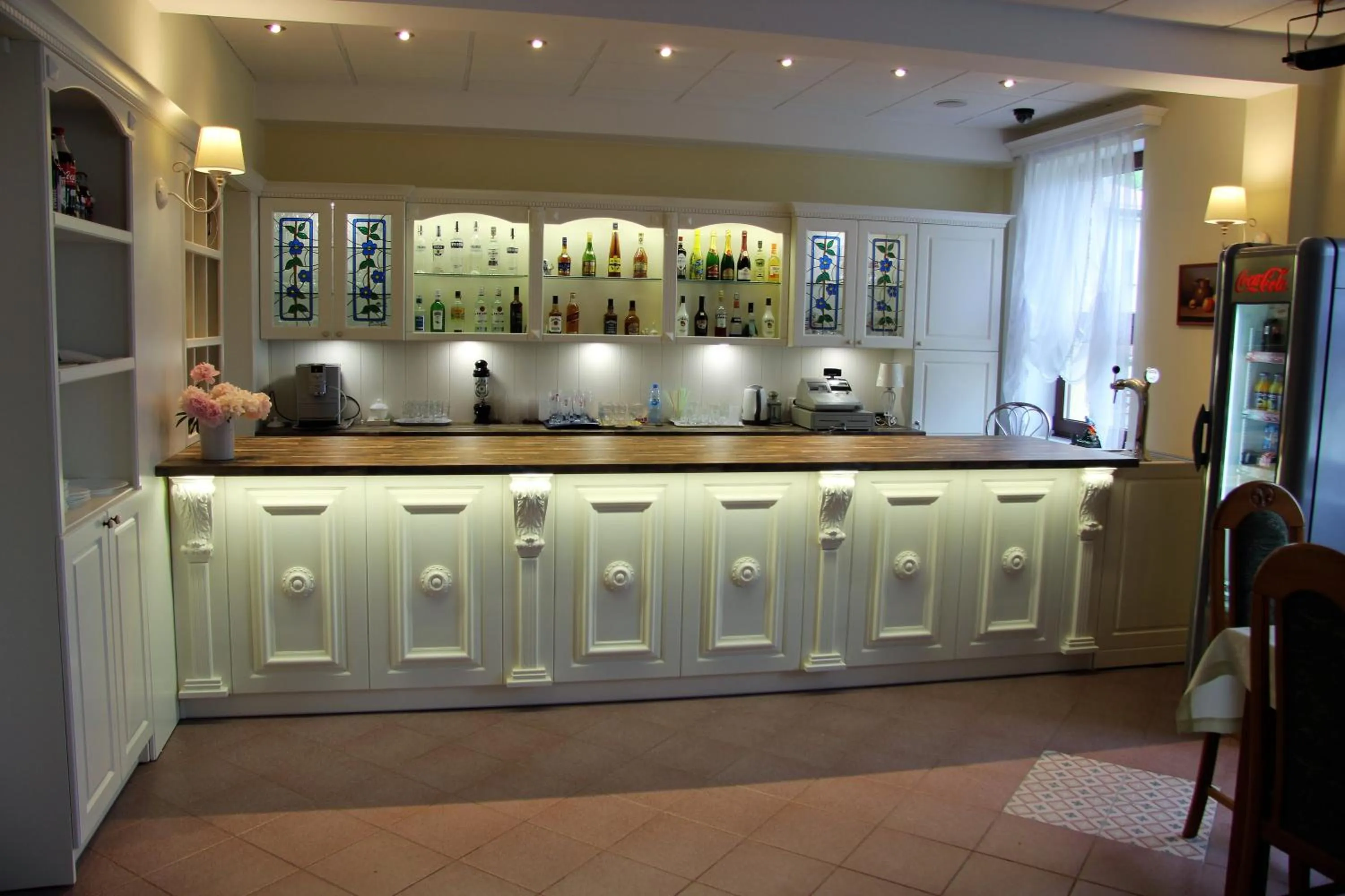 Restaurant/places to eat in Hotel Milena