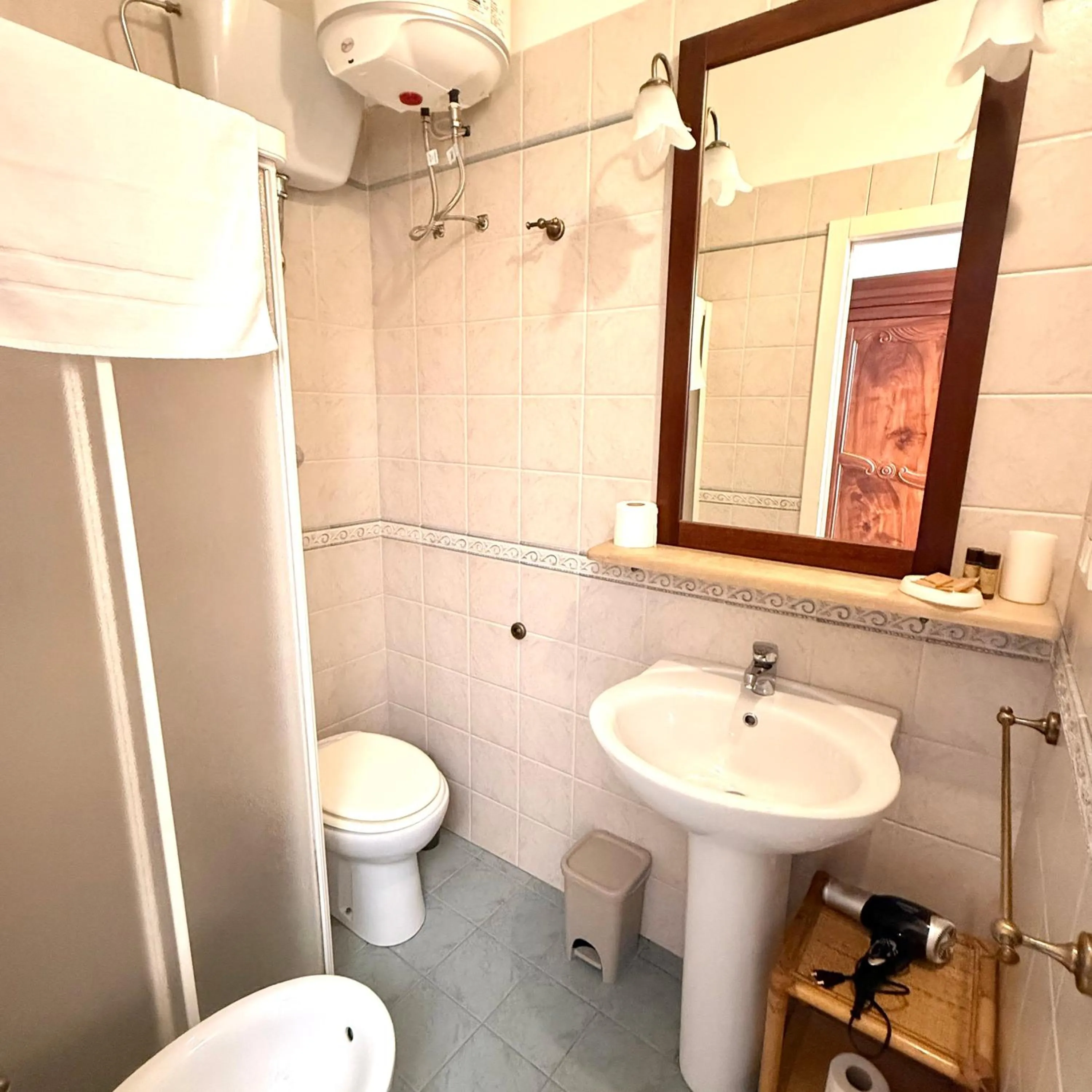 Shower in Villa Raffaella