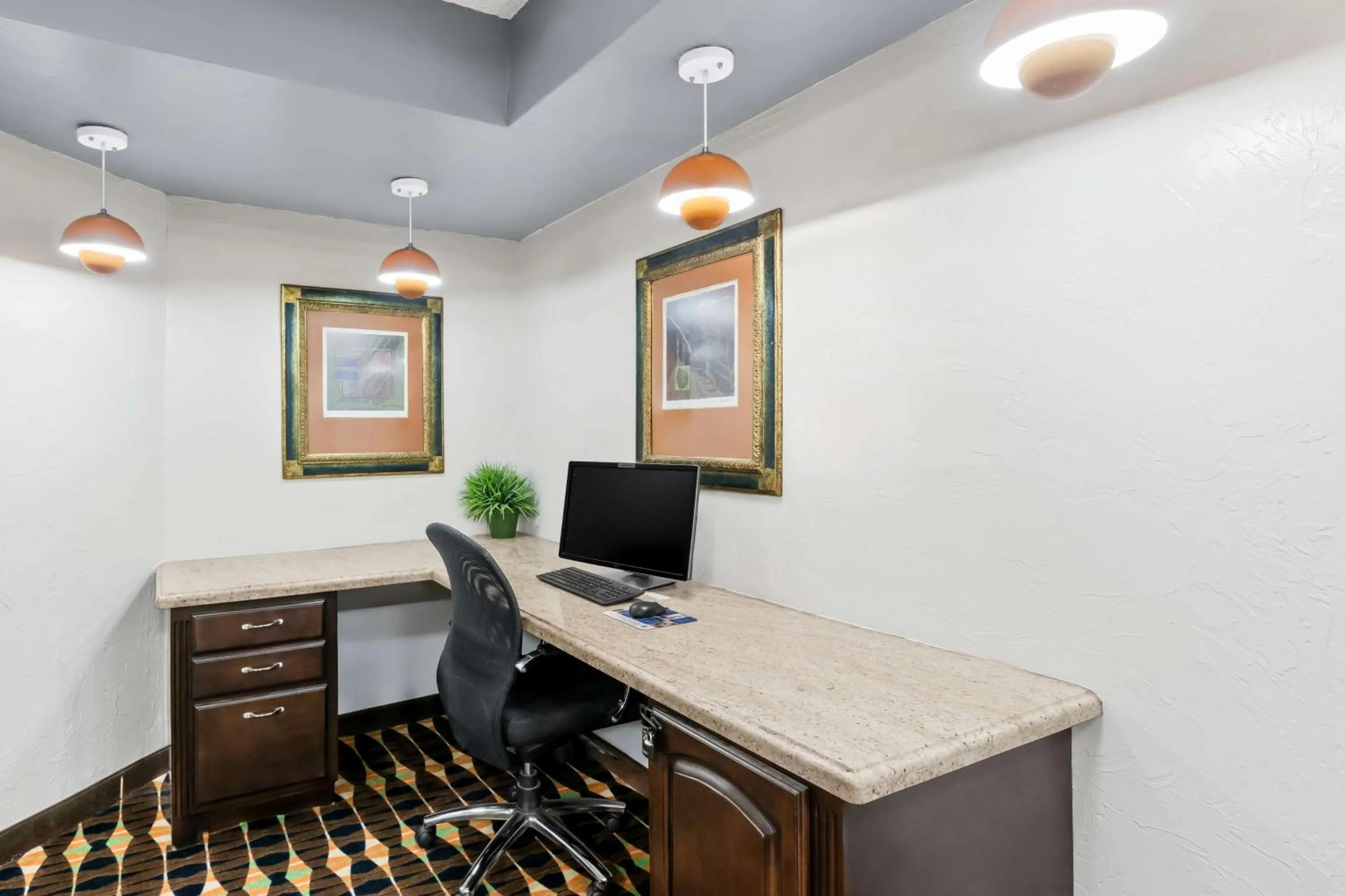 Business facilities in SureStay Plus Hotel by Best Western Lubbock Medical Center