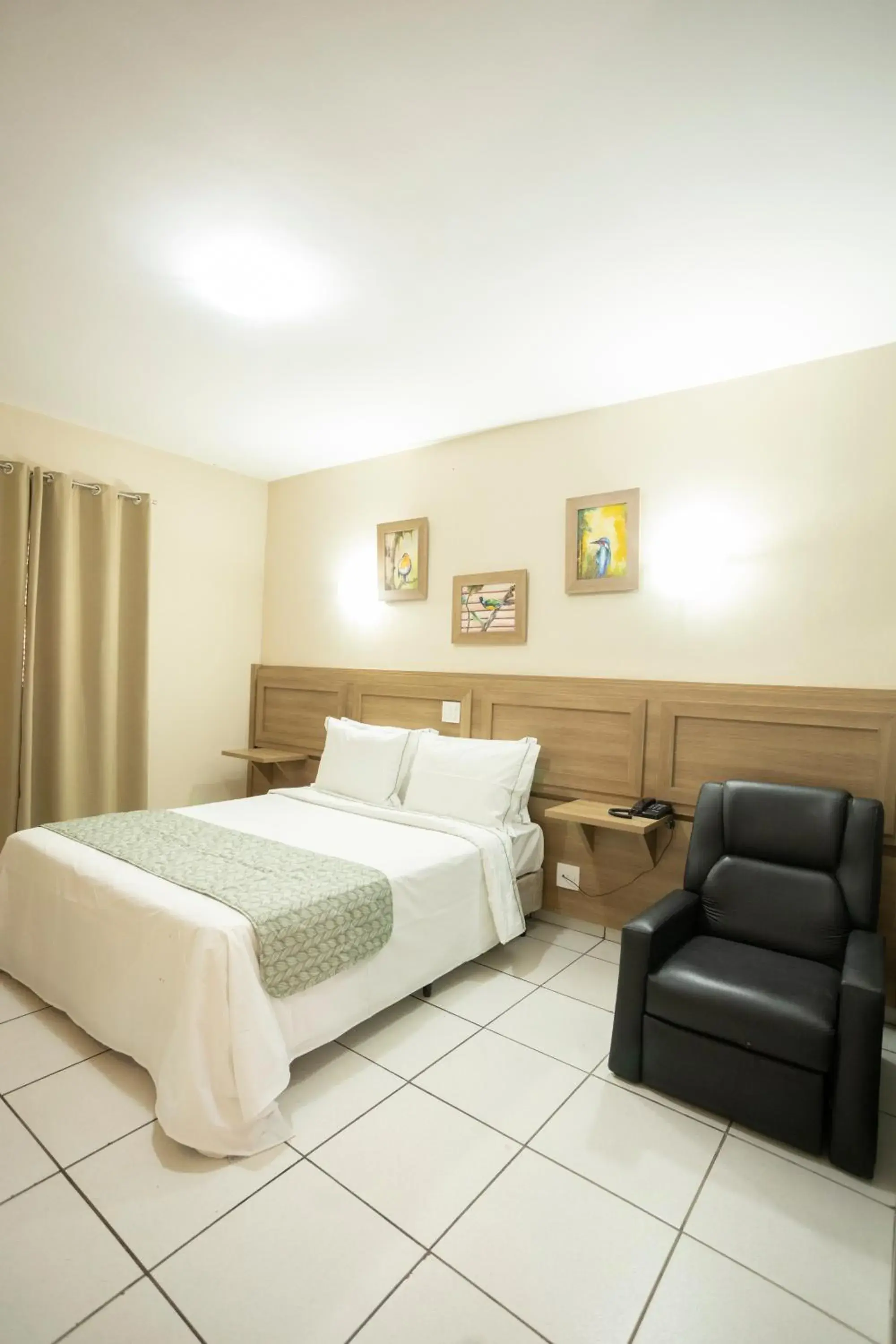 Luxury Room - single occupancy in Hotel Dona Beja Luxury Room - single occupancy in Hotel Dona Beja