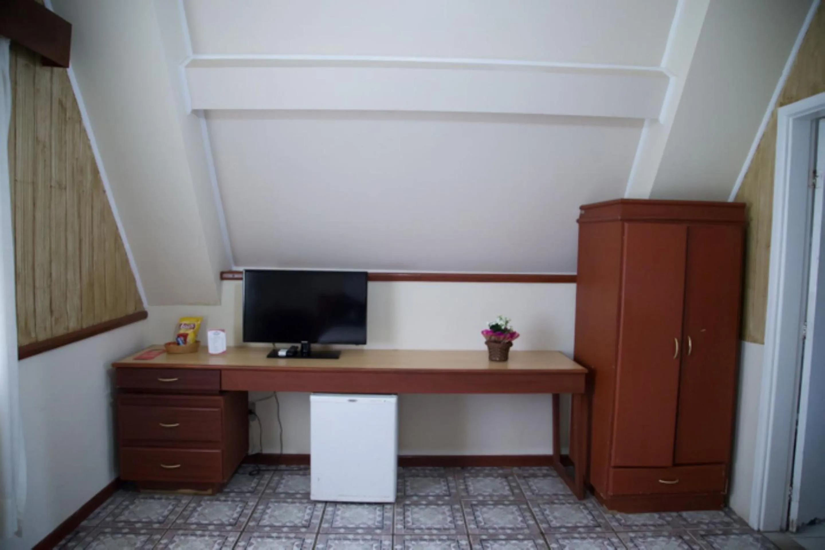 TV and multimedia in Hotel Dona Beja