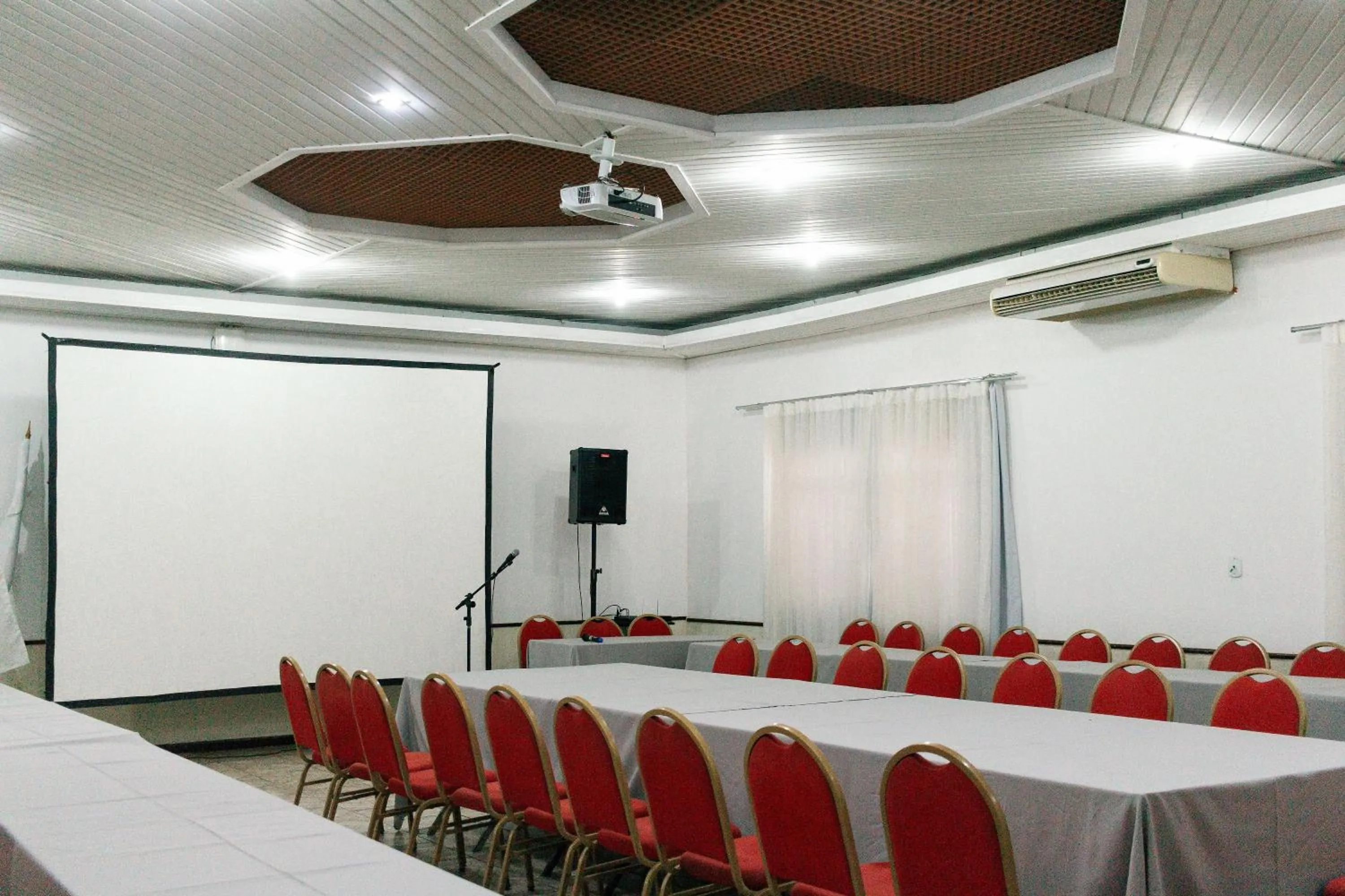 Meeting/conference room in Hotel Dona Beja