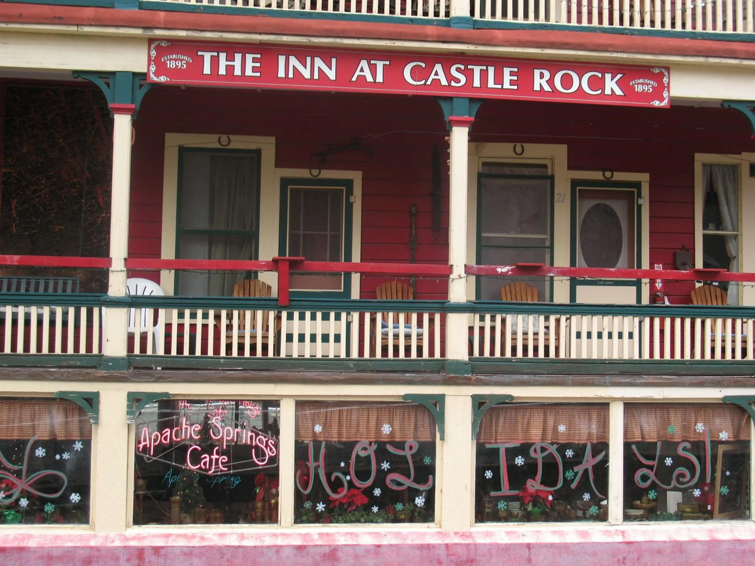 Facade/entrance in The Inn at Castle Rock