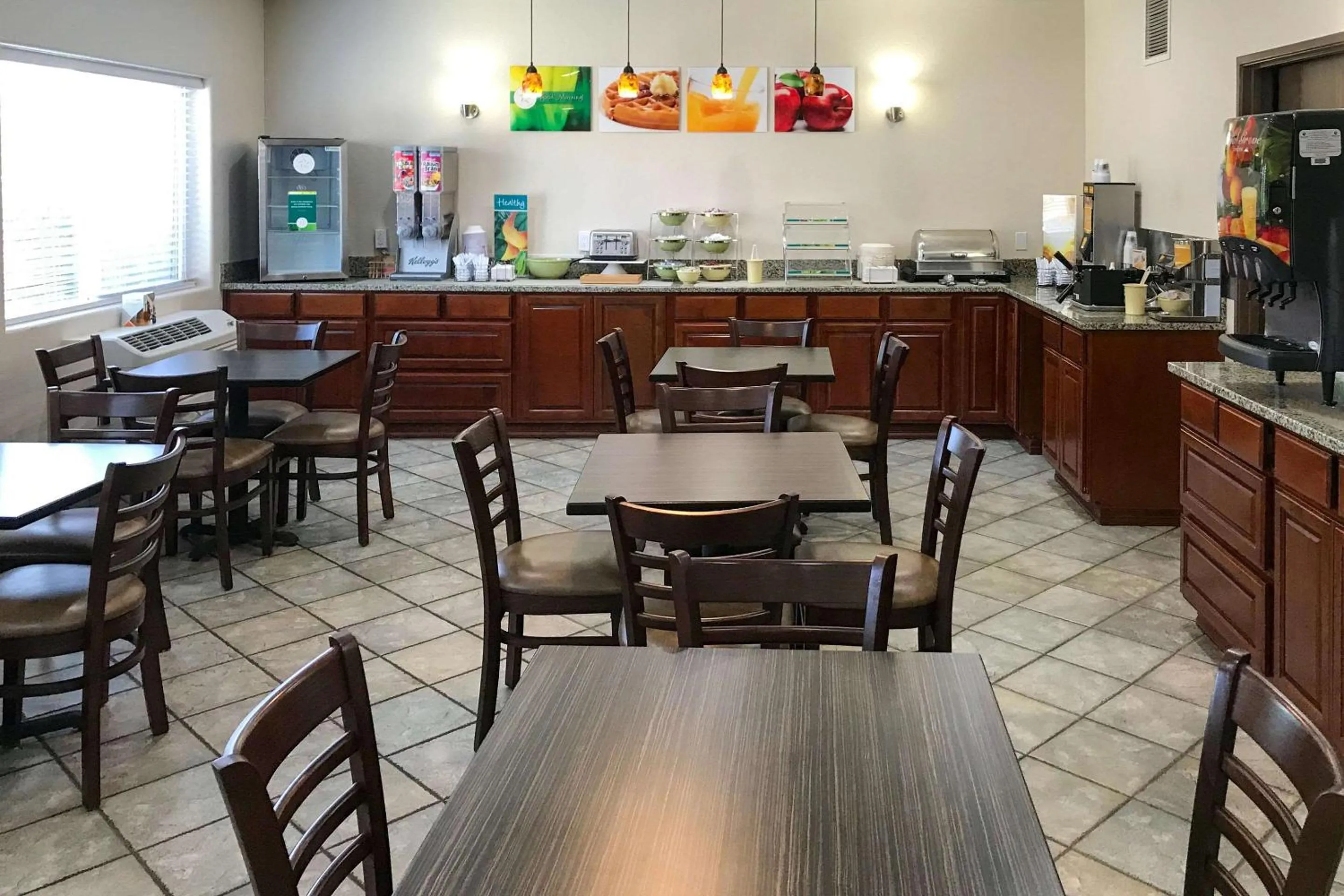 Breakfast in Quality Inn Denver Westminster