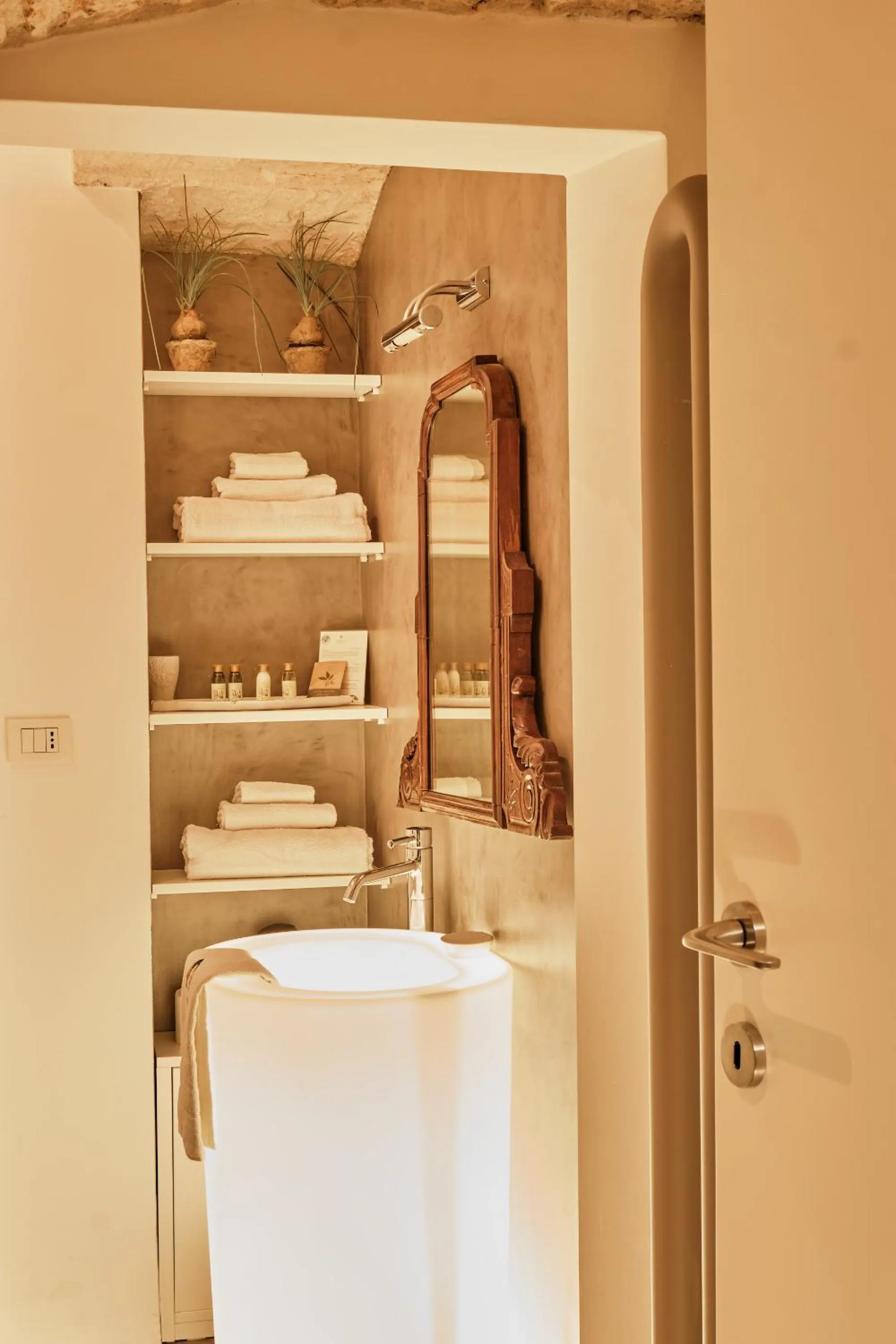 Palazzo Scotto - Widespread Collection