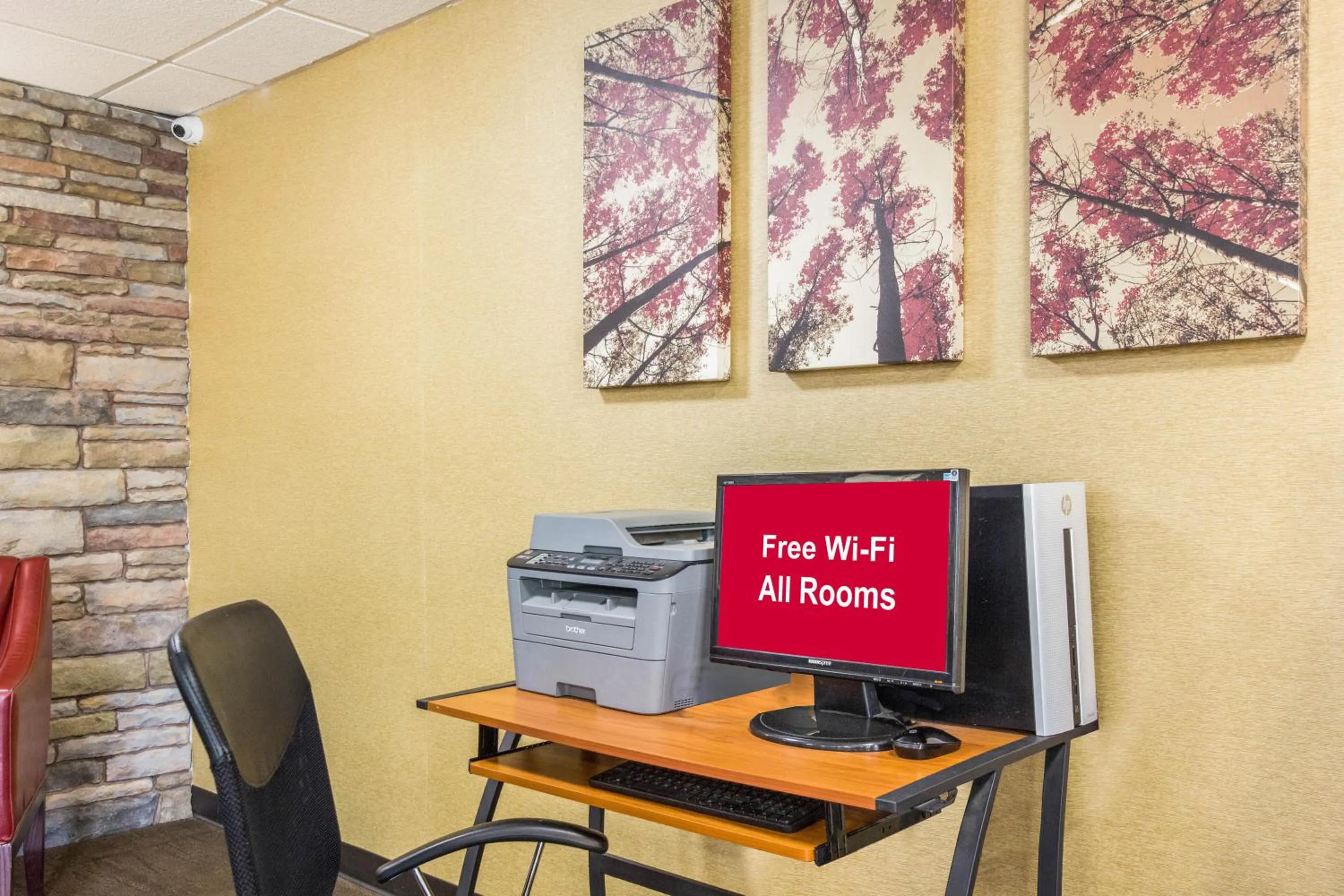 Business facilities in Red Roof Inn Cincinnati Airport–Florence/ Erlanger