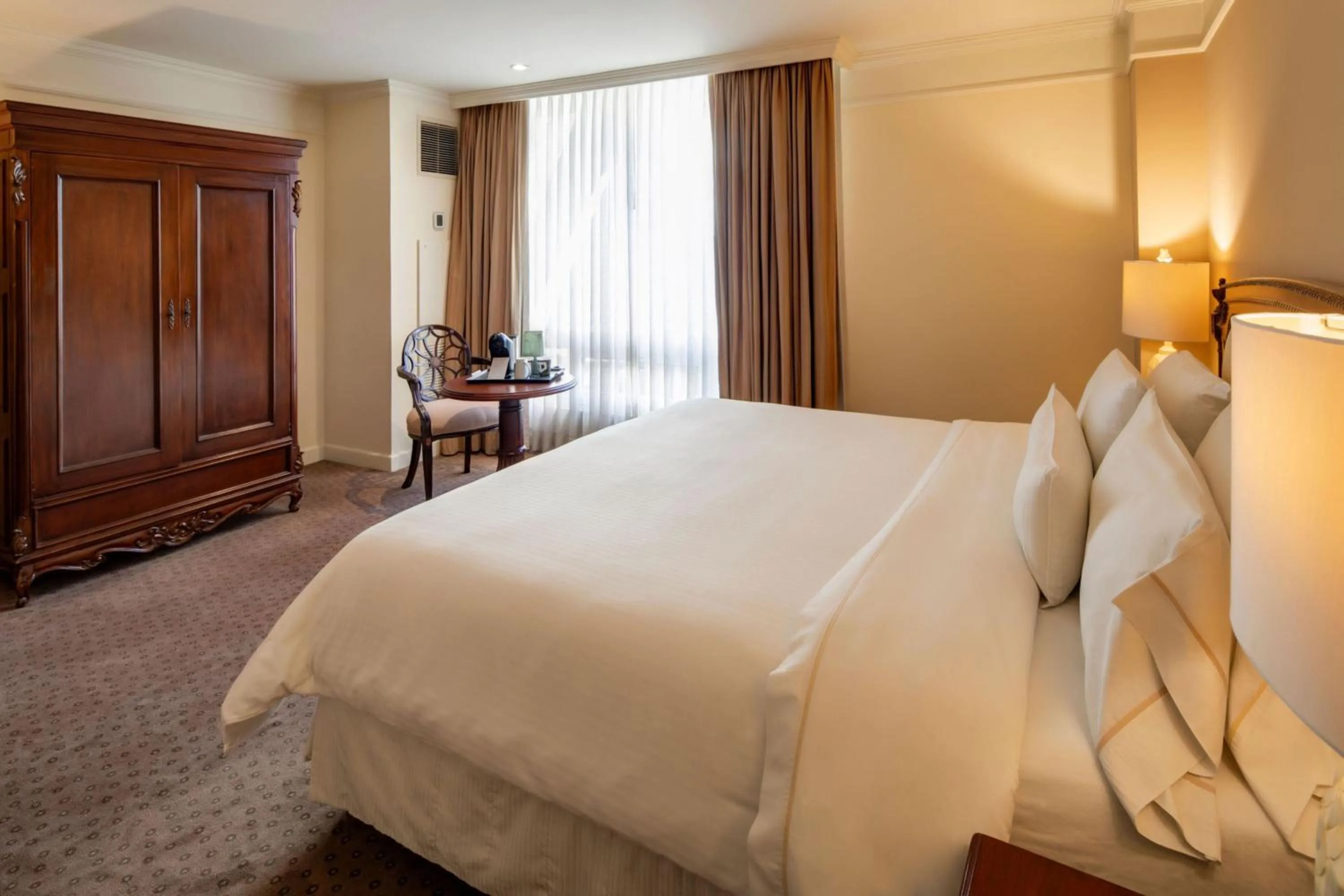 Photo of the whole room, Bed in The Westin Camino Real, Guatemala