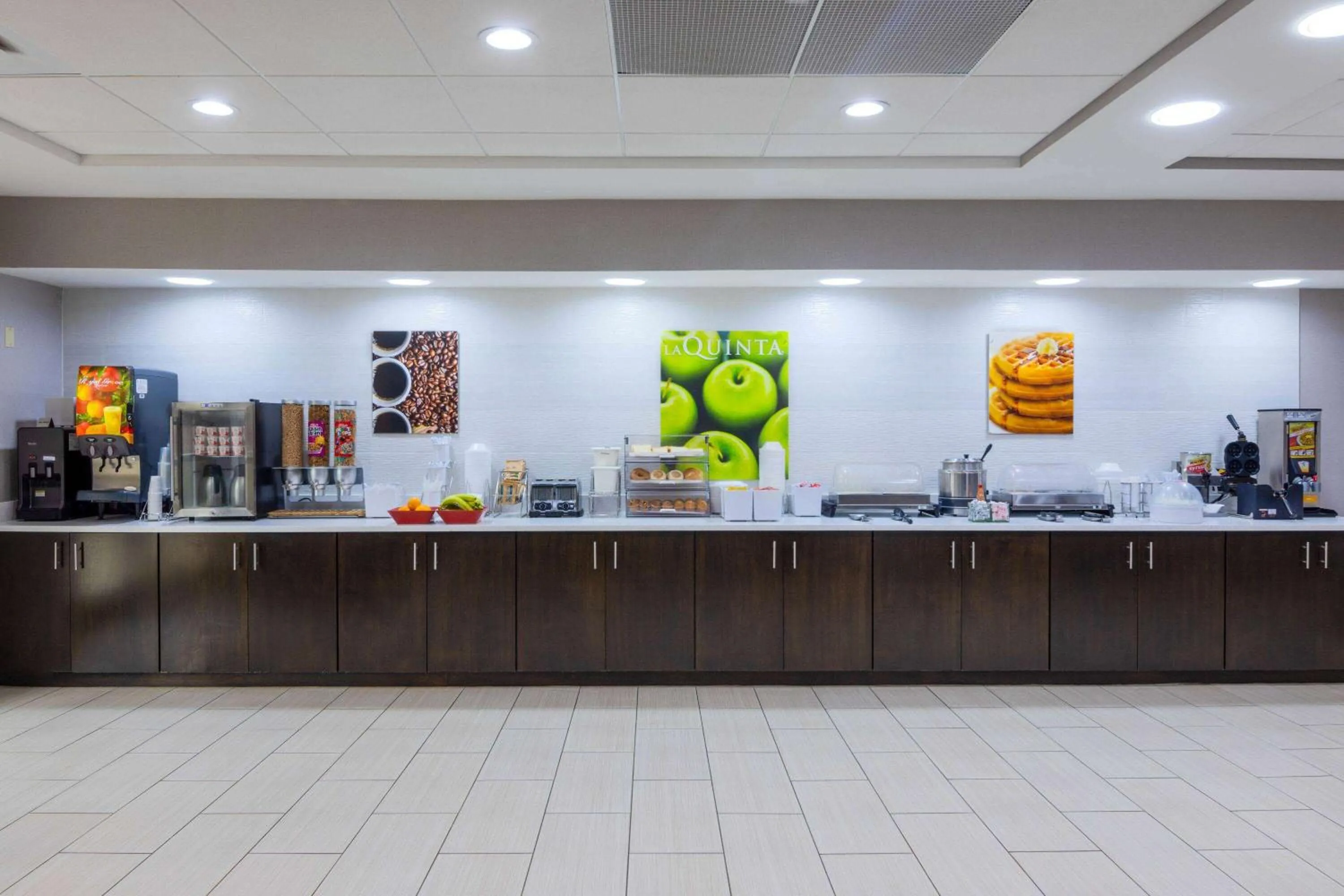 Breakfast in La Quinta by Wyndham Kennesaw