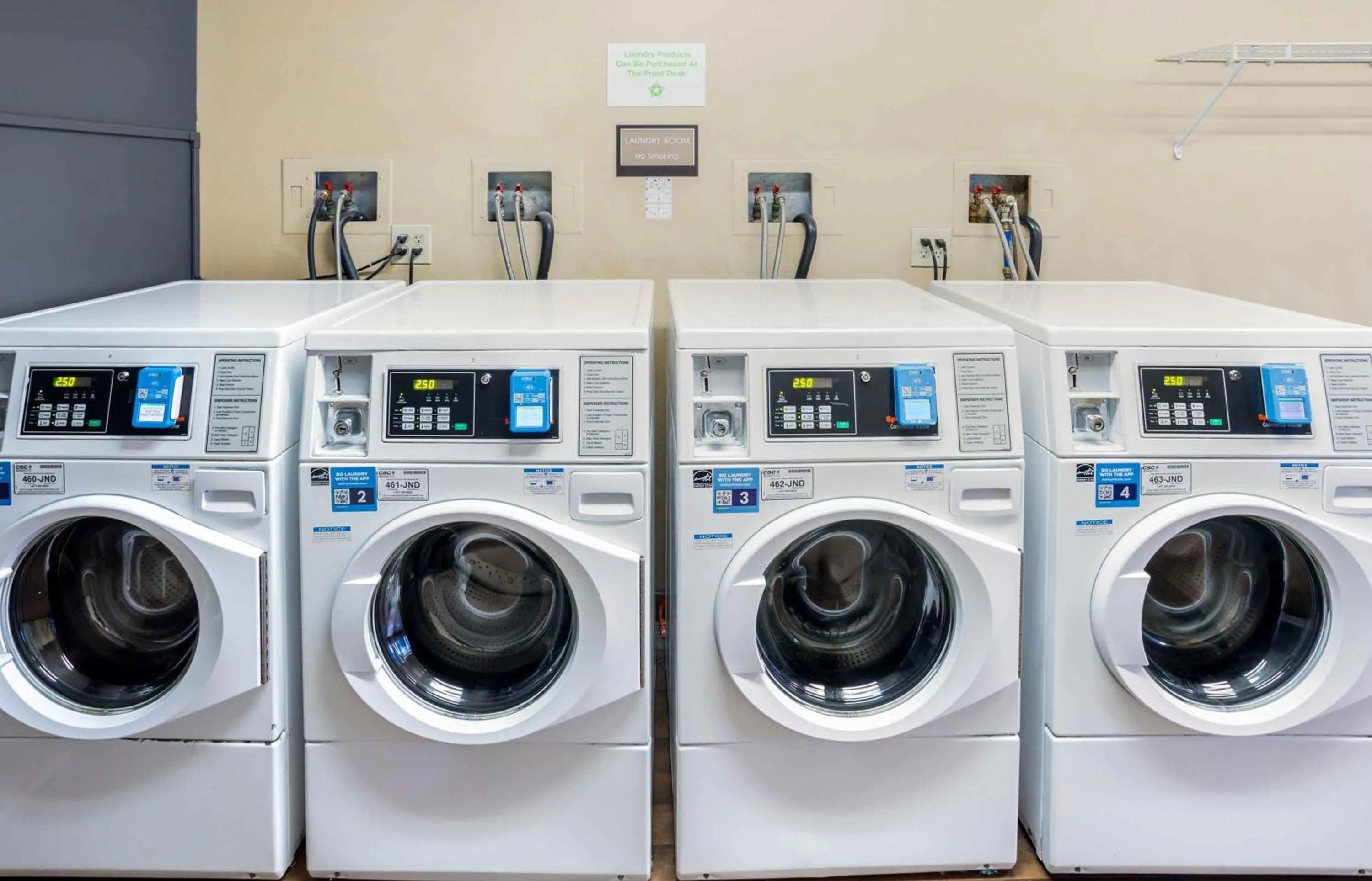 Property building in Extended Stay America Suites - New York City - LaGuardia Airport