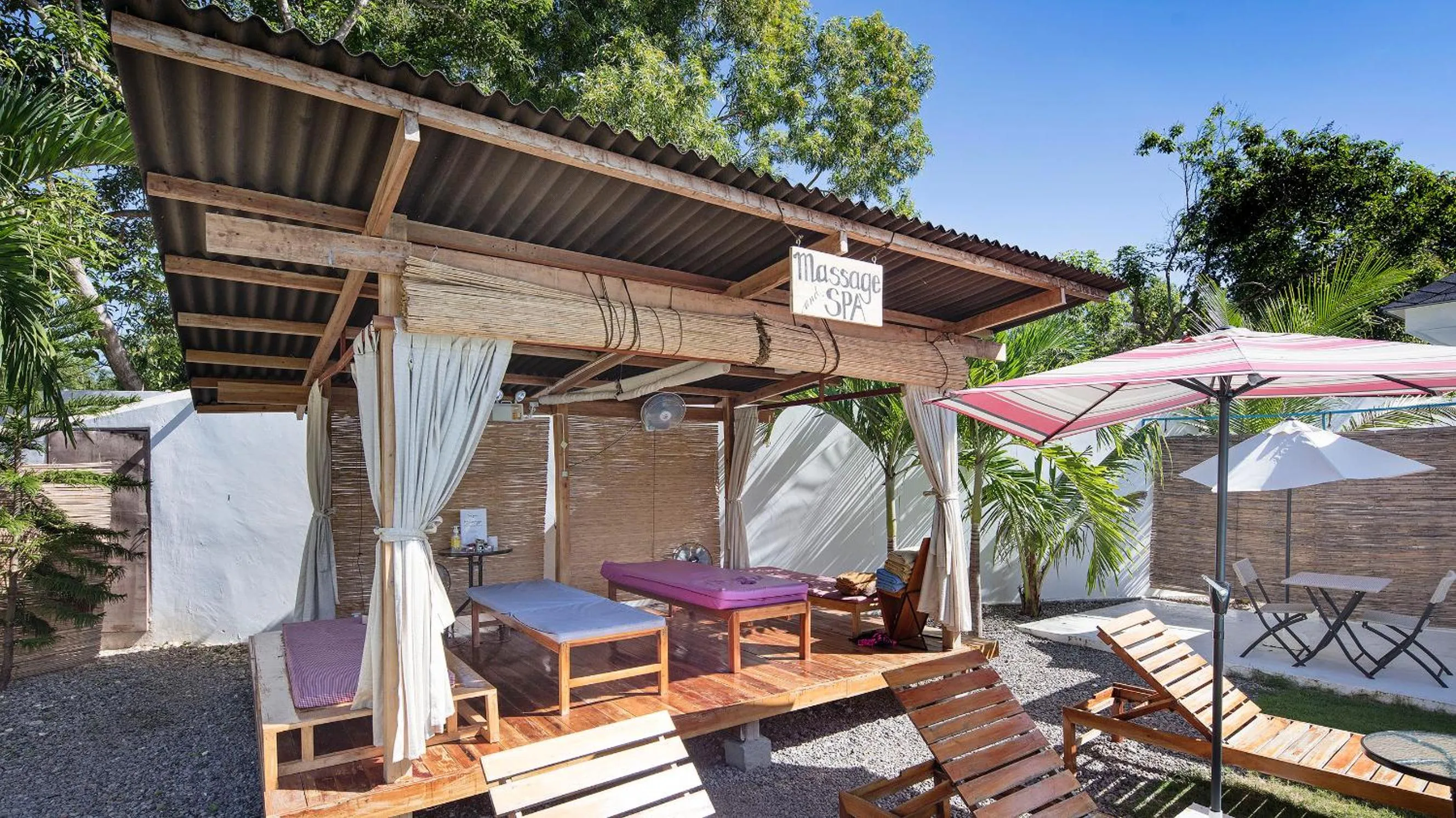 Patio in Island World Panglao