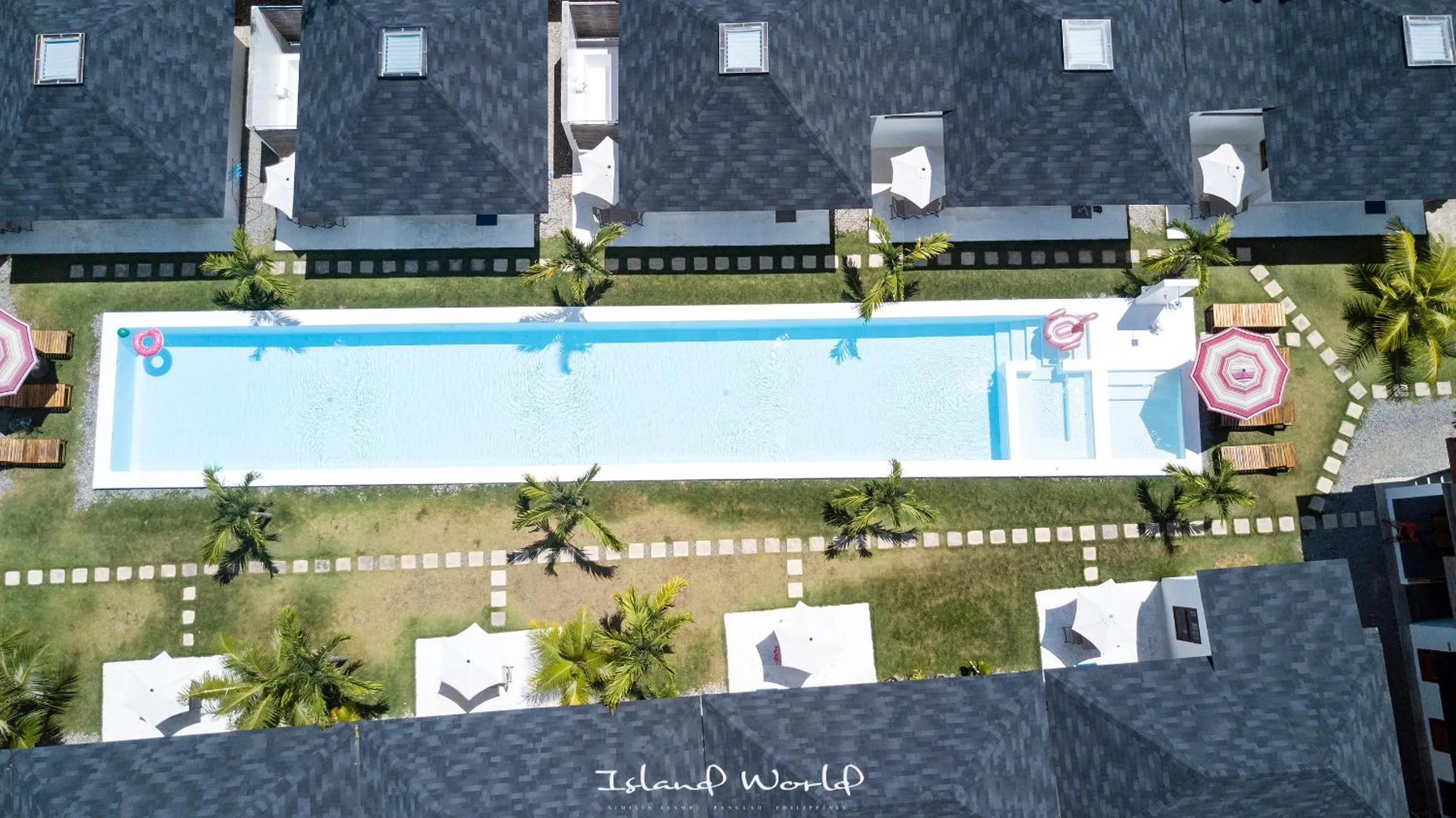 Pool view in Island World Panglao