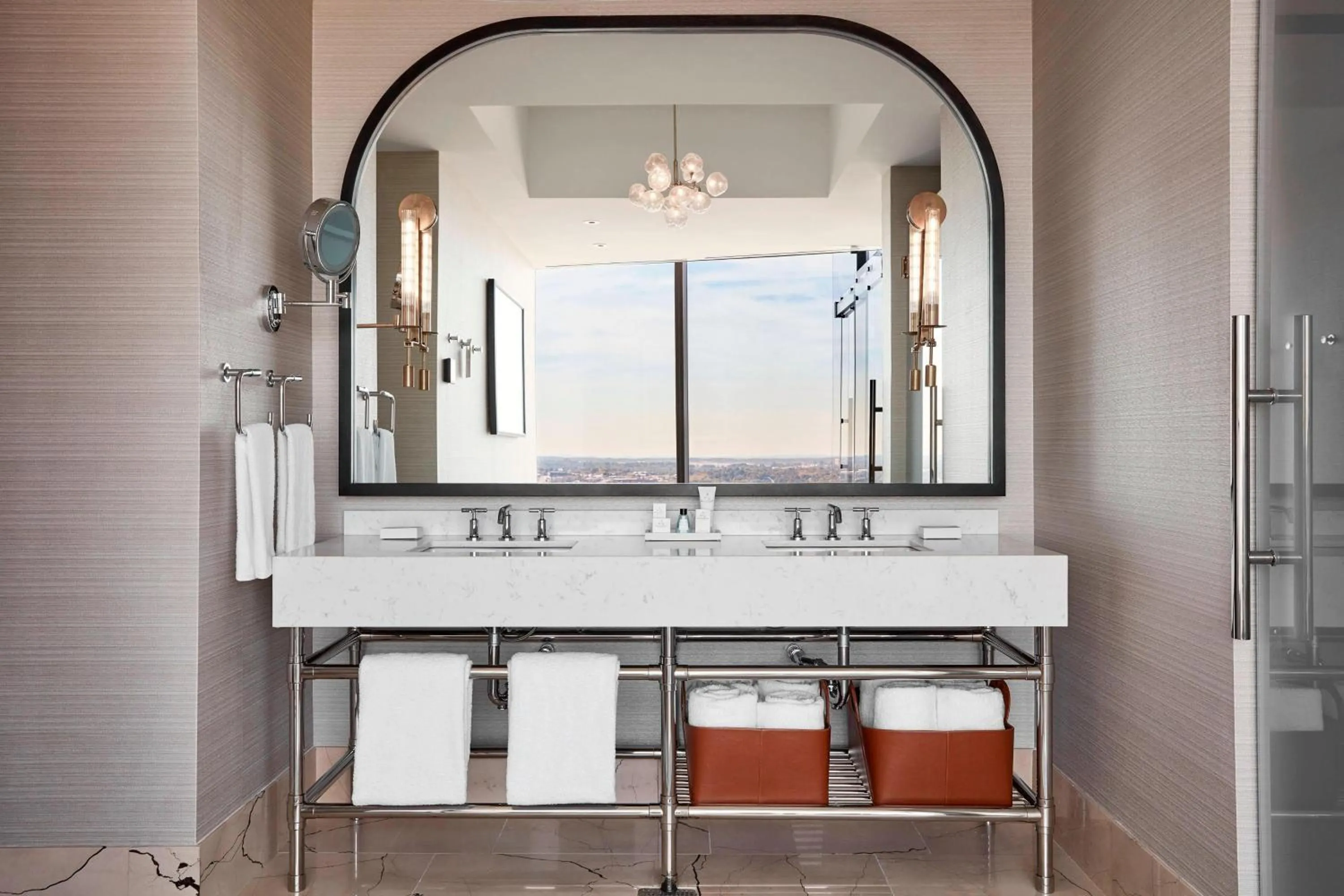 Bathroom in JW Marriott Nashville