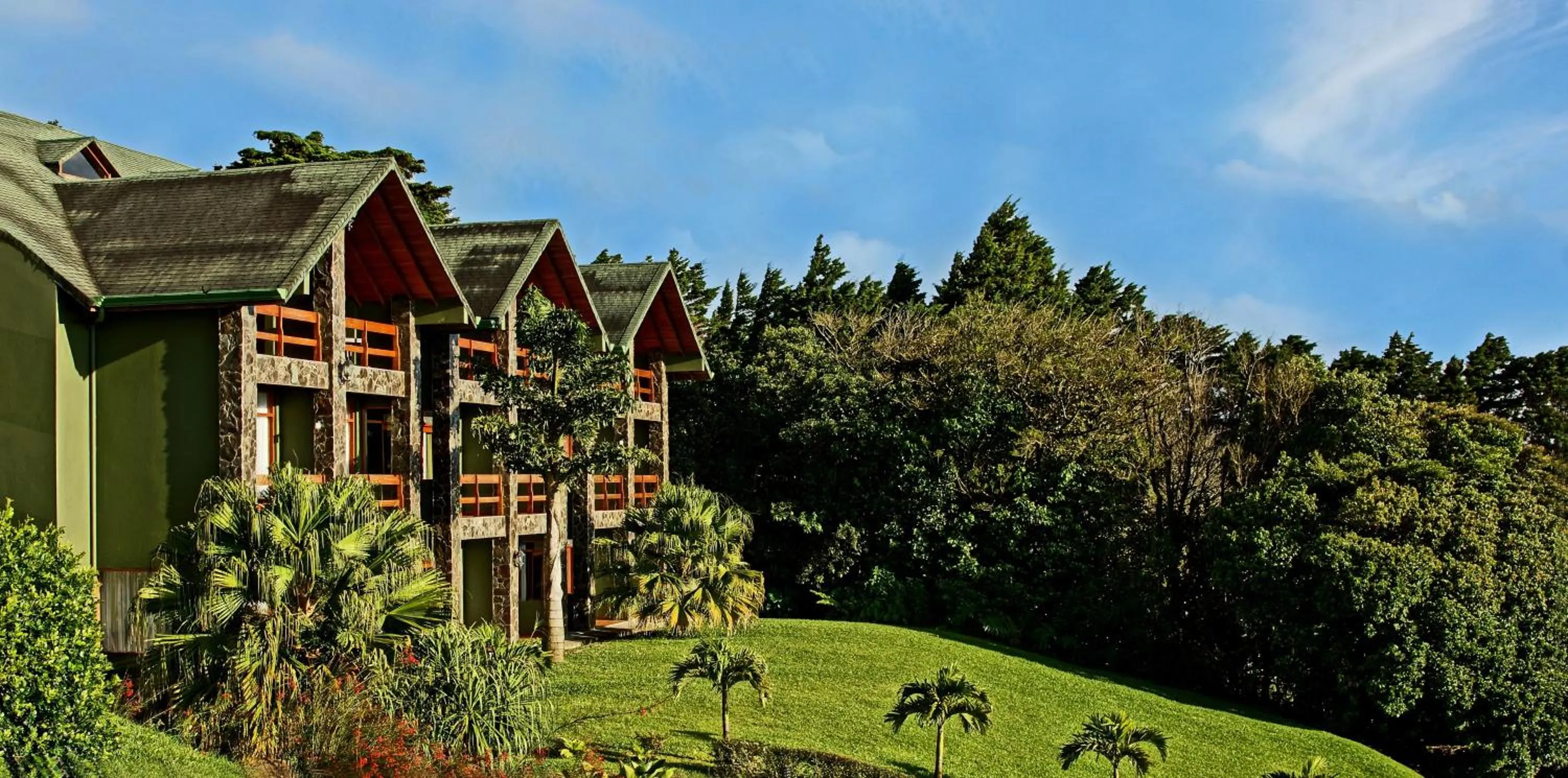 Property building in El Establo Mountain Hotel