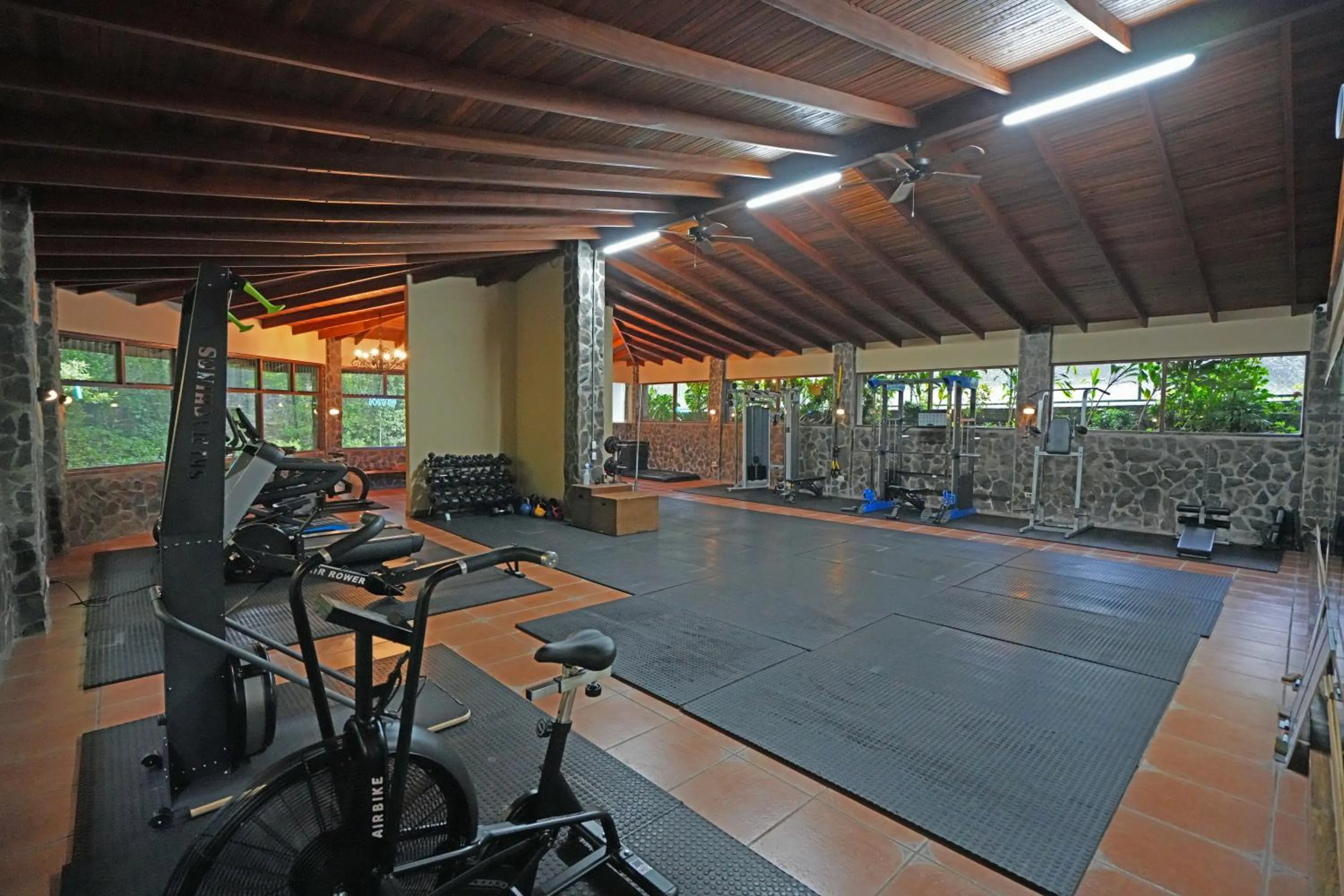 Fitness centre/facilities in El Establo Mountain Hotel