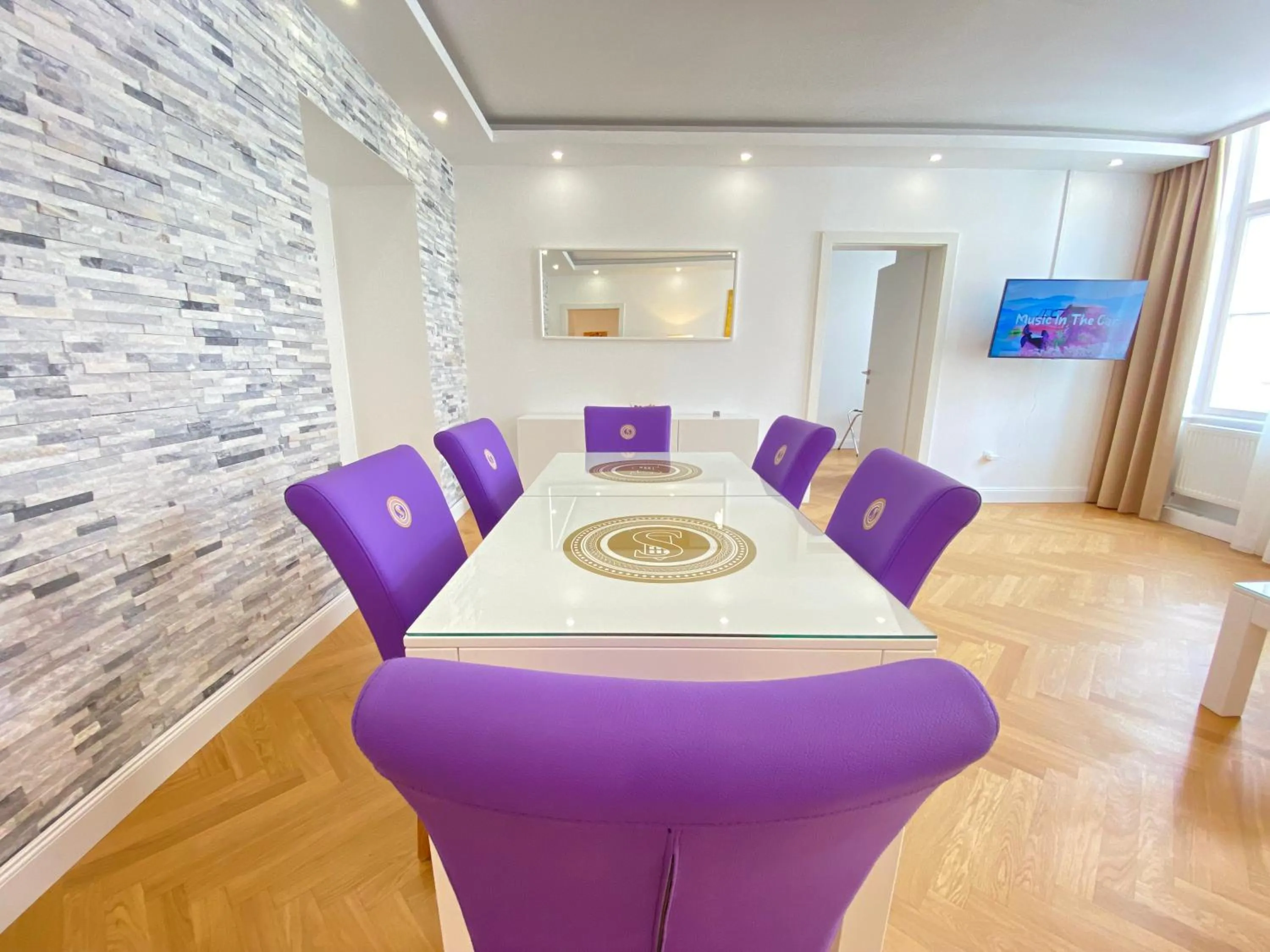 Dining area in Steiner Residences Vienna Taborstrasse