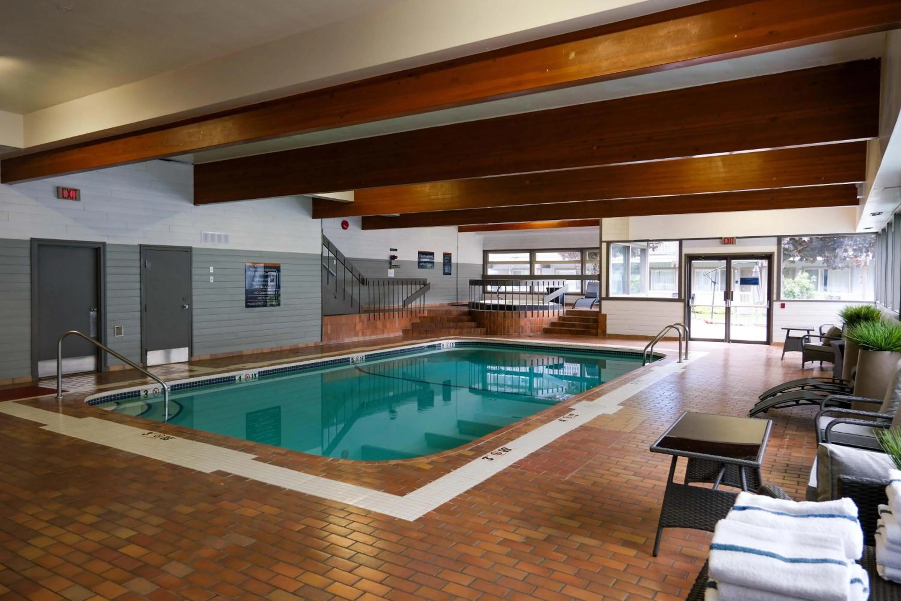Swimming pool in Sandman Hotel Revelstoke