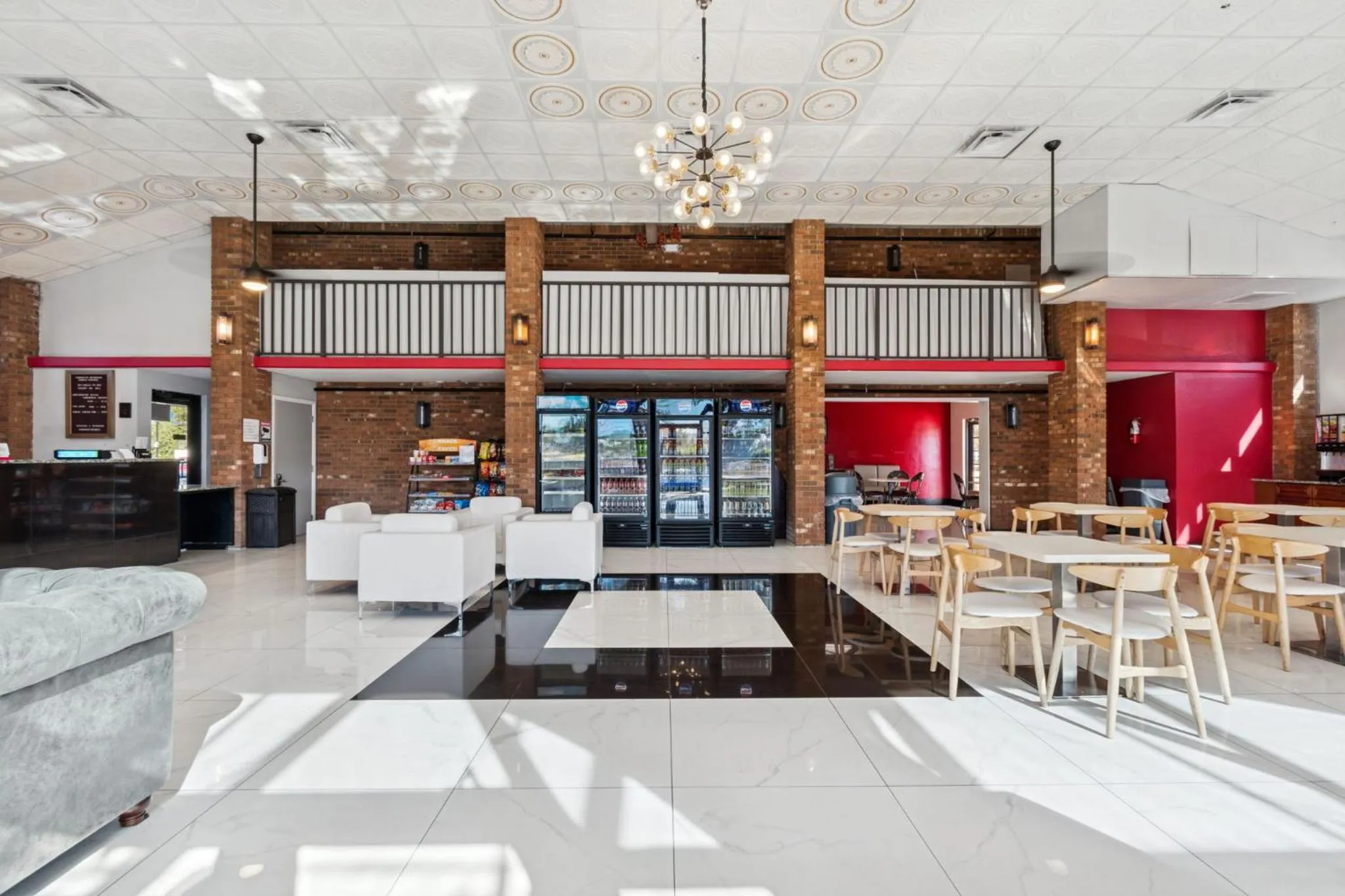 Seating area in Ramada by Wyndham Temple Terrace/Tampa North