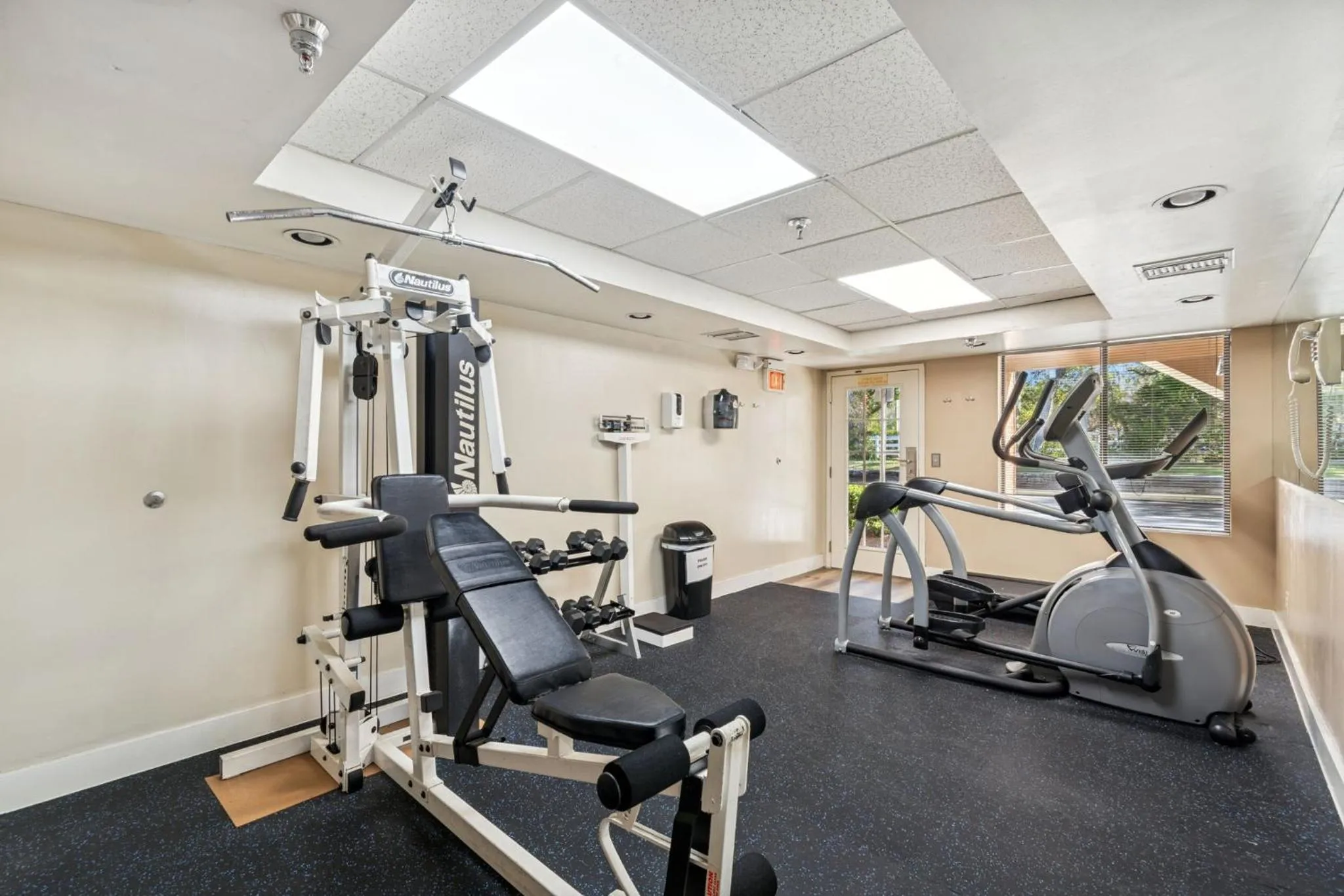 Fitness centre/facilities in Ramada by Wyndham Temple Terrace/Tampa North