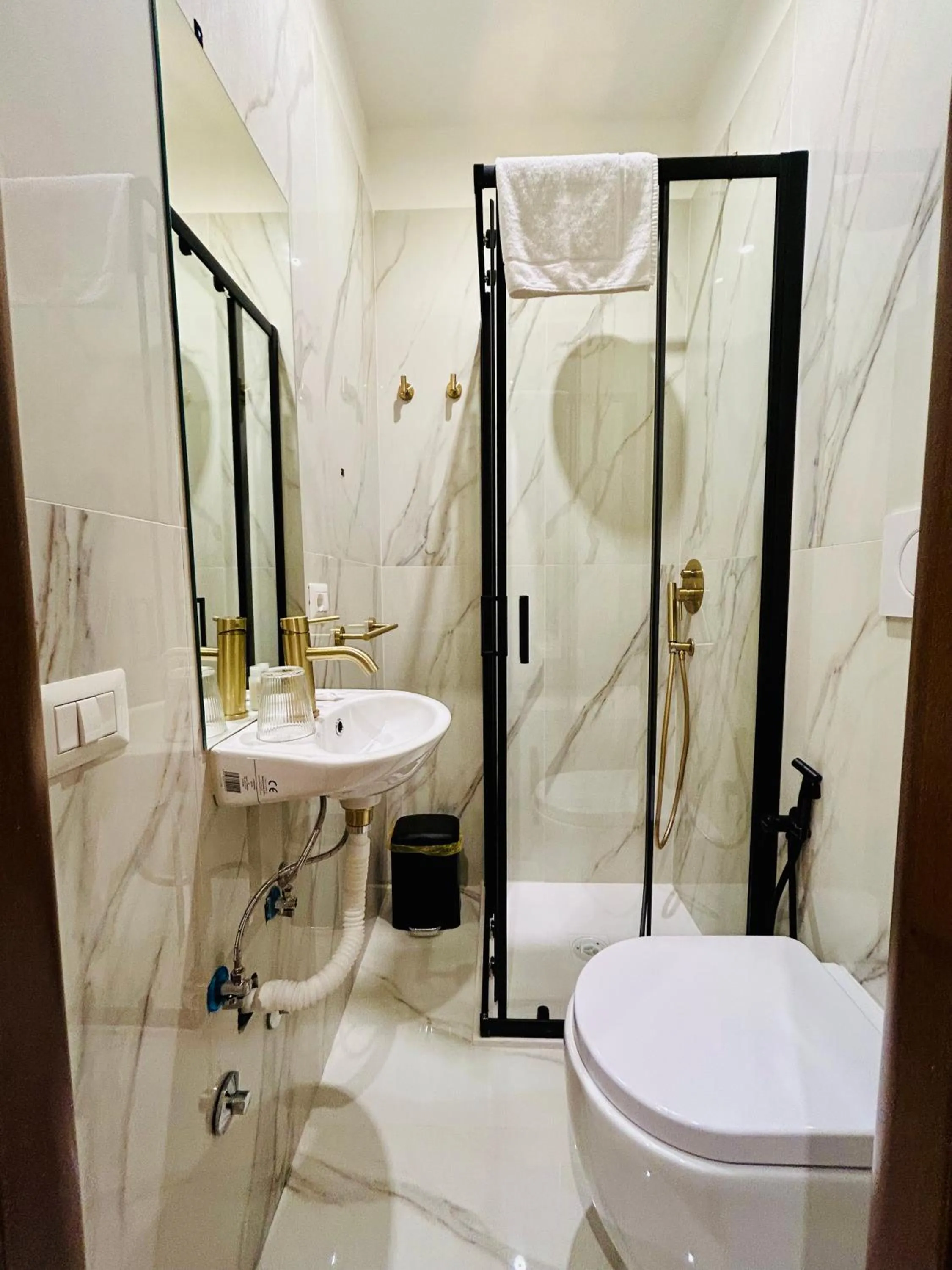 Shower in ImeraRooms