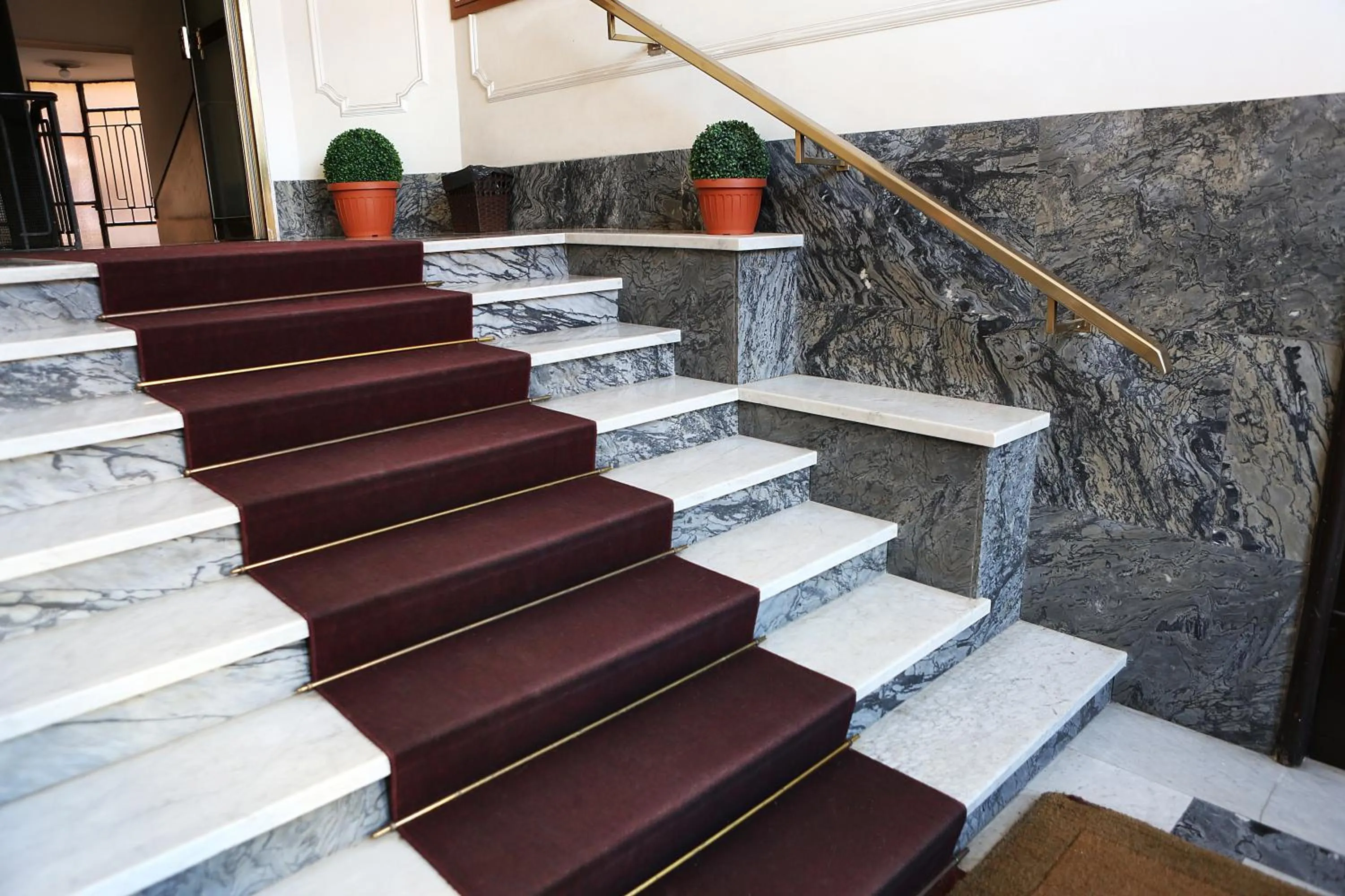 Property building in ImeraRooms