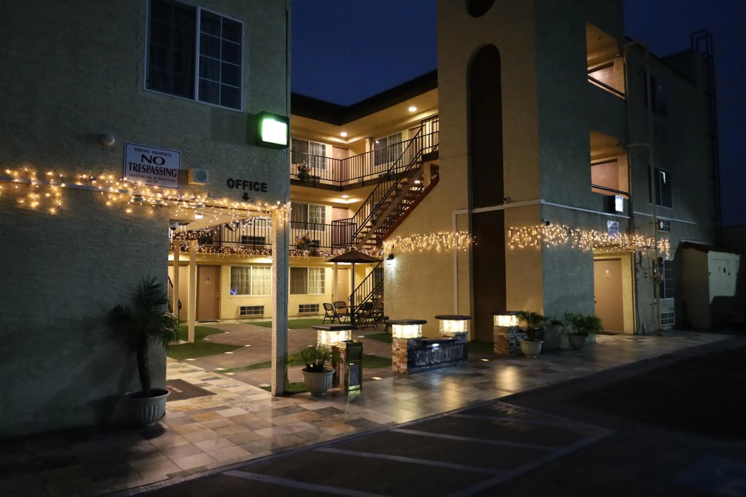 Property building in Lambert Inn