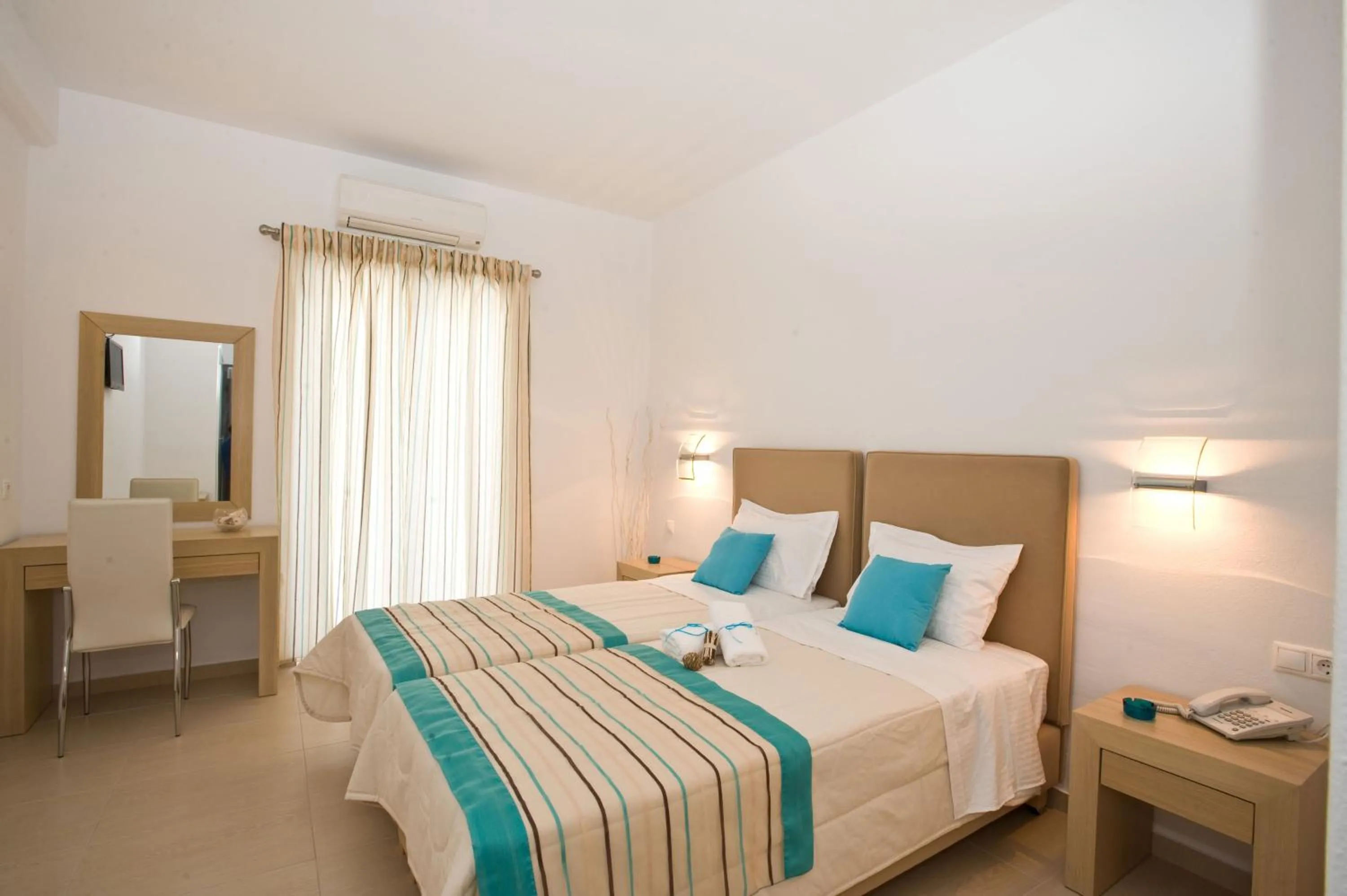 Bed in Zannis Hotel