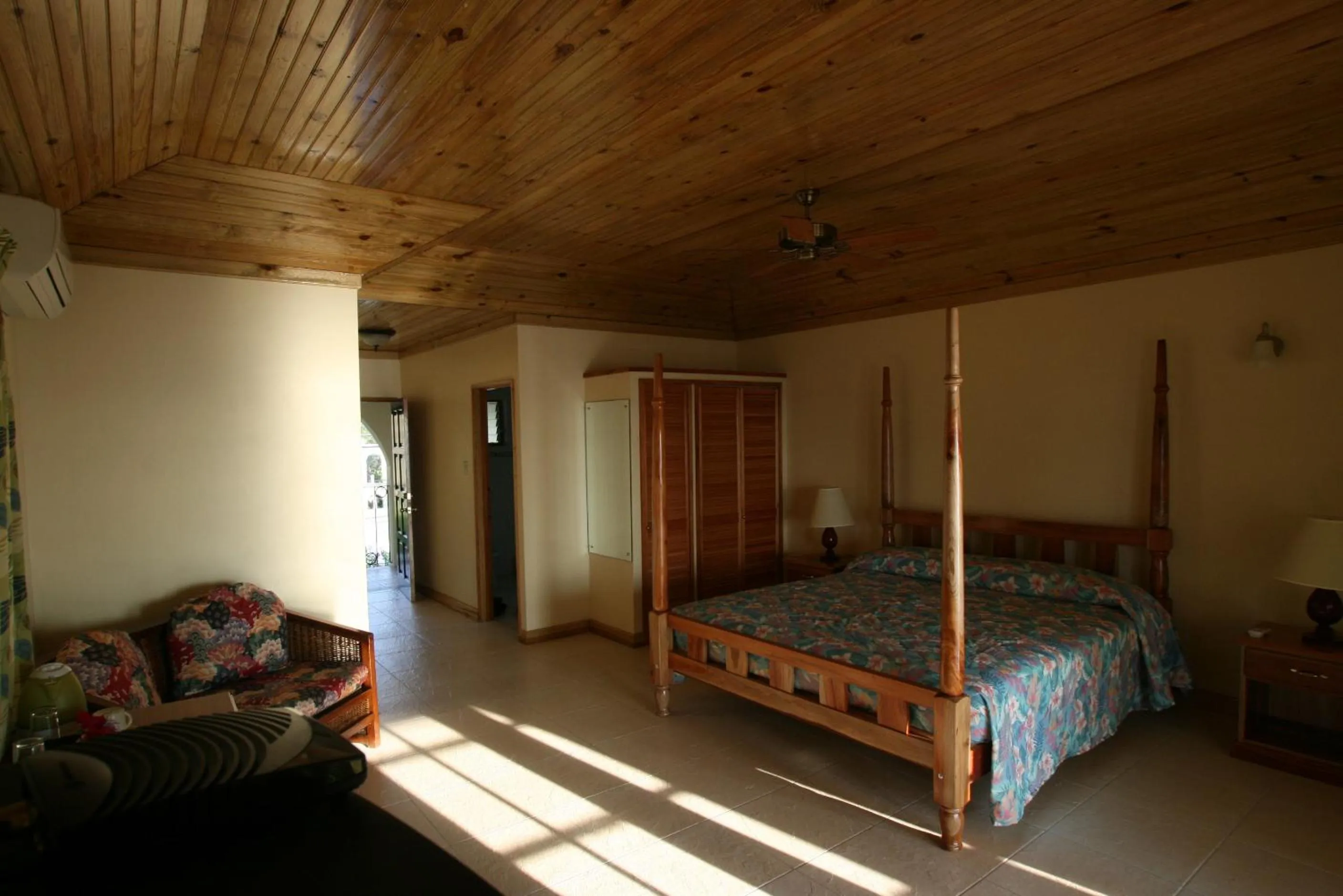 Bedroom, Bed in Le Mirage