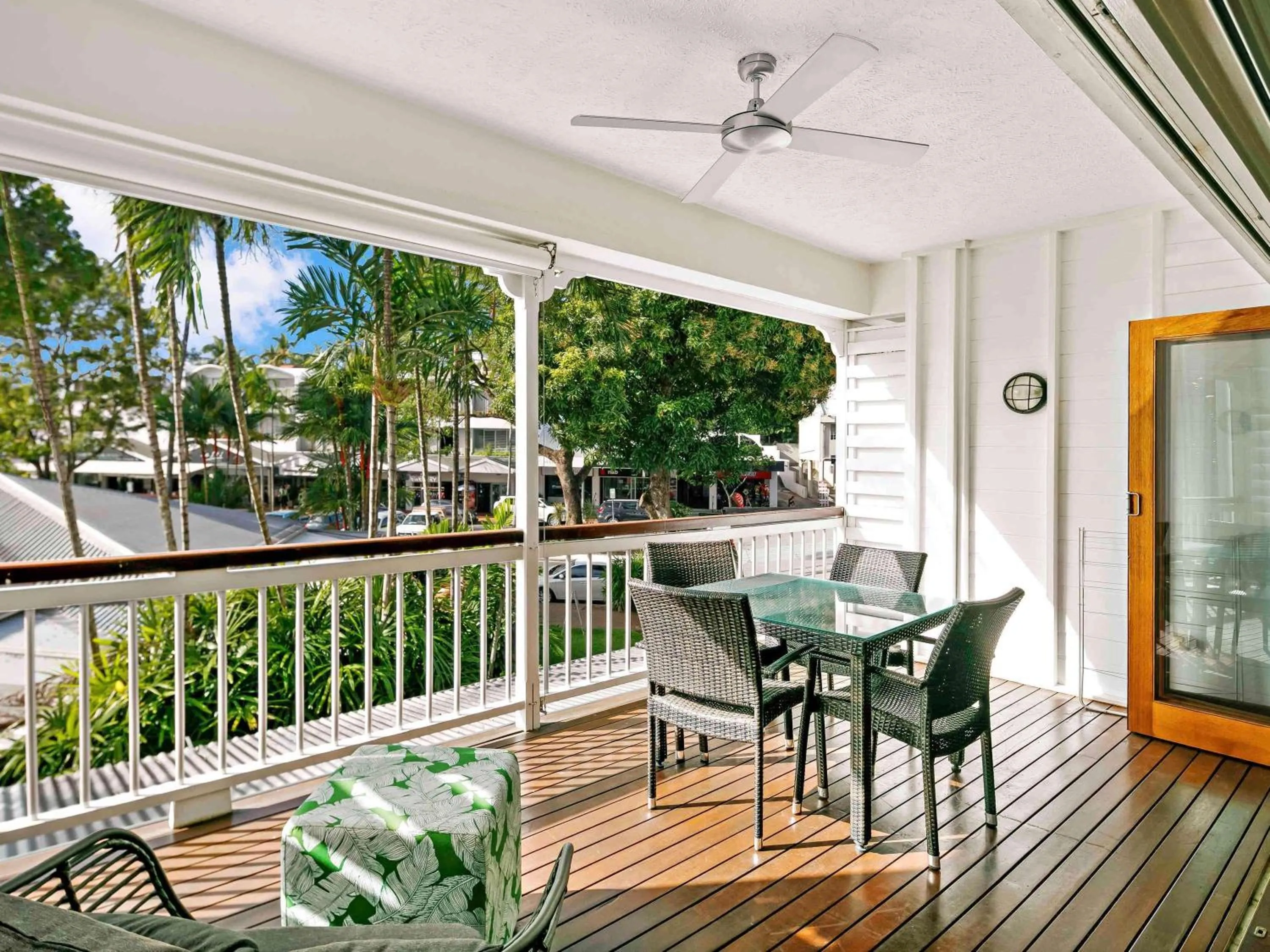 Bedroom in Mantra on the Inlet