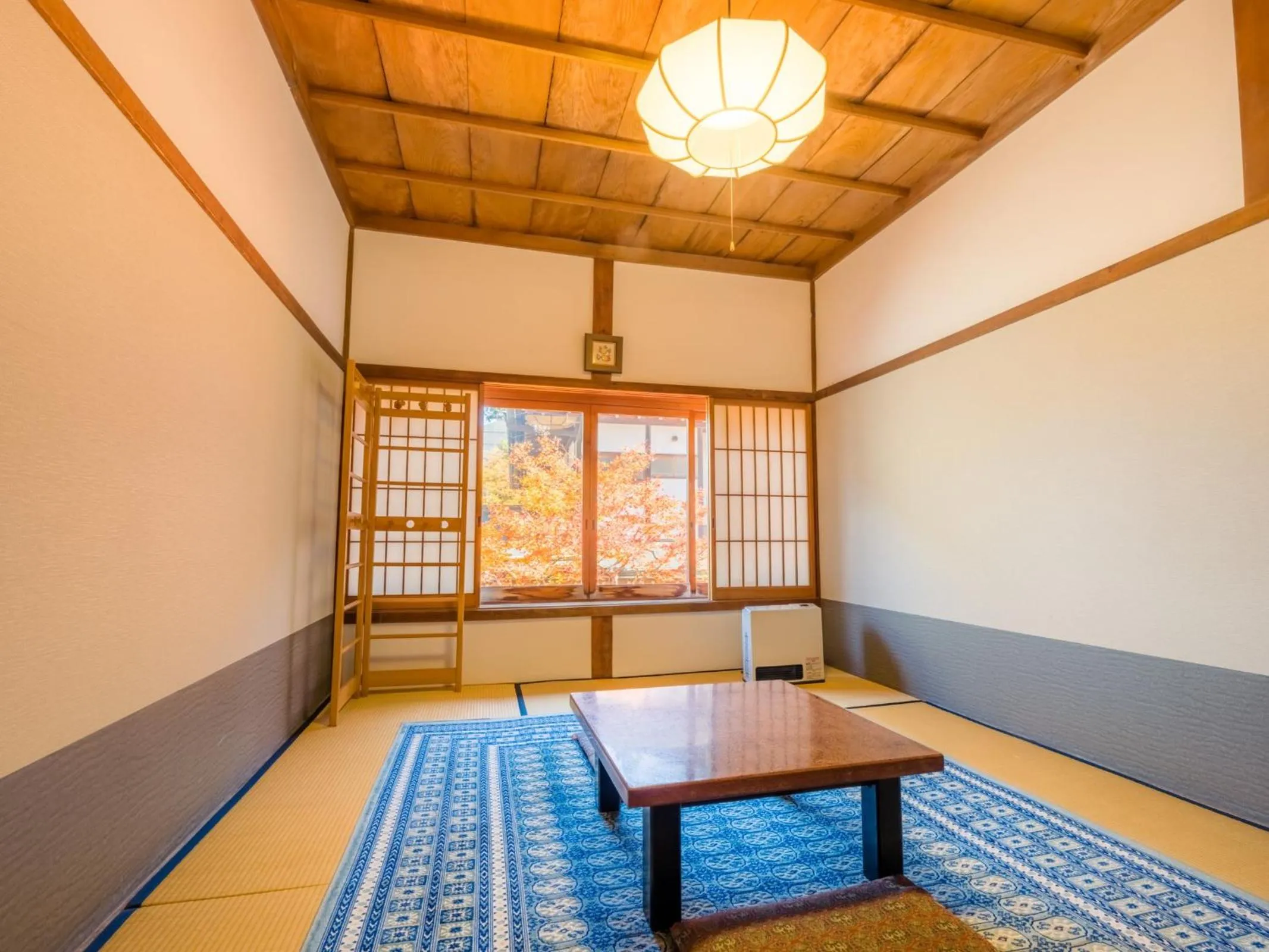 Photo of the whole room in Koyasan Shukubo Ekoin
