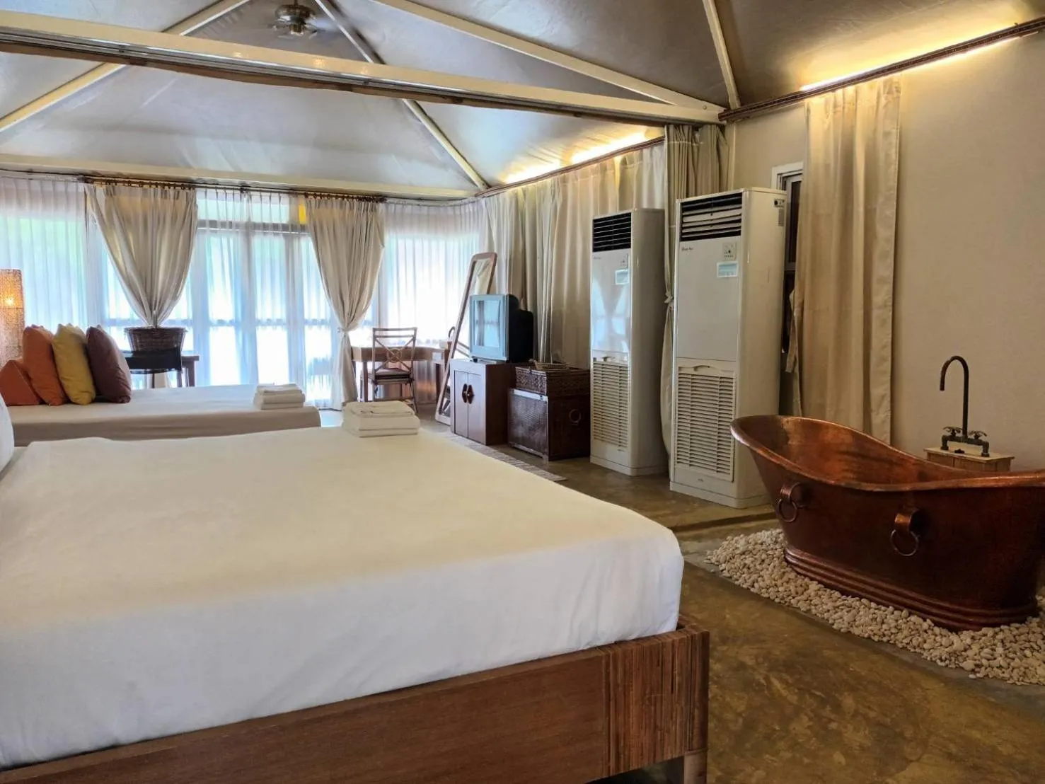 Bed in Pai Vimaan Resort