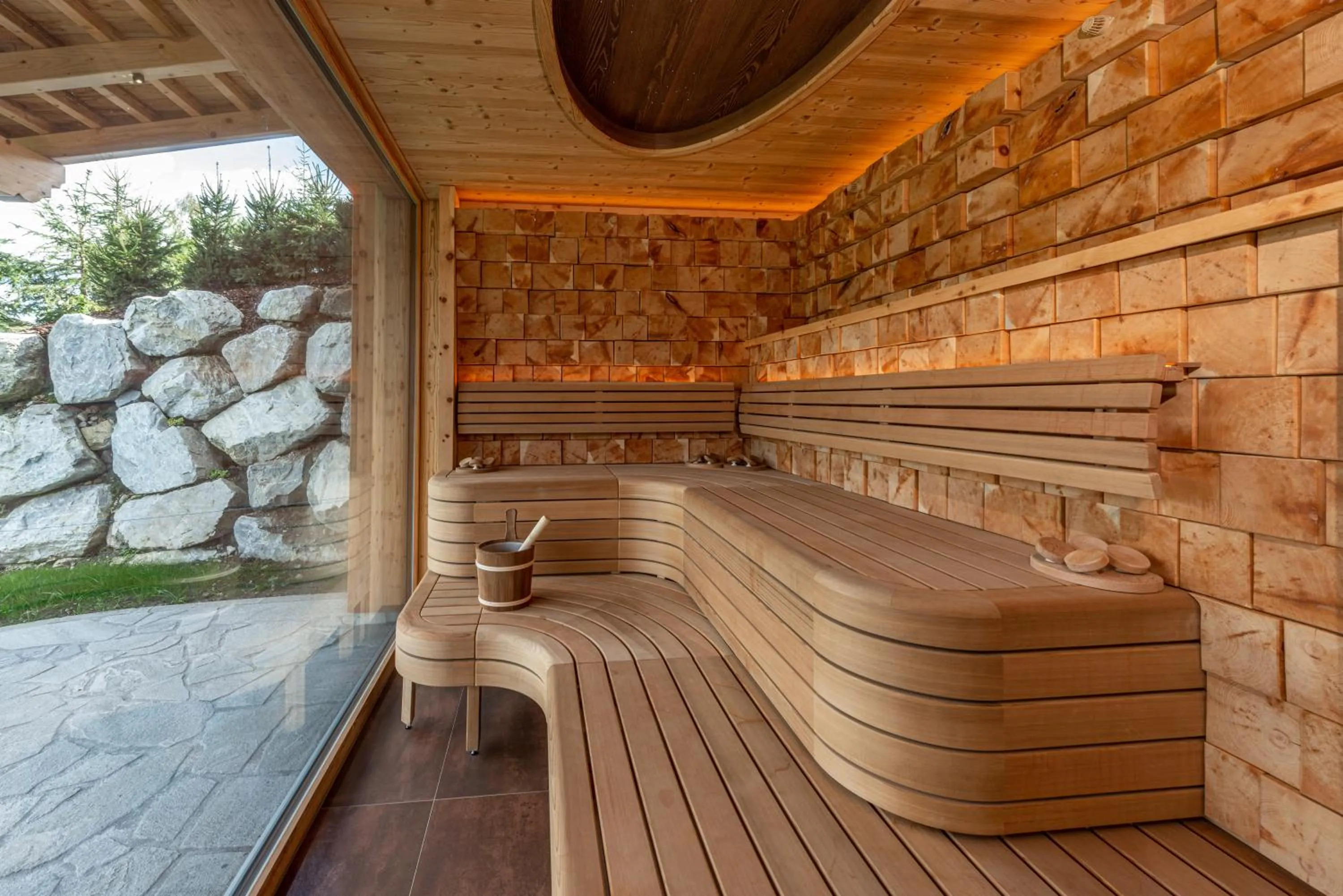 Sauna in Skylodge Alpine Homes