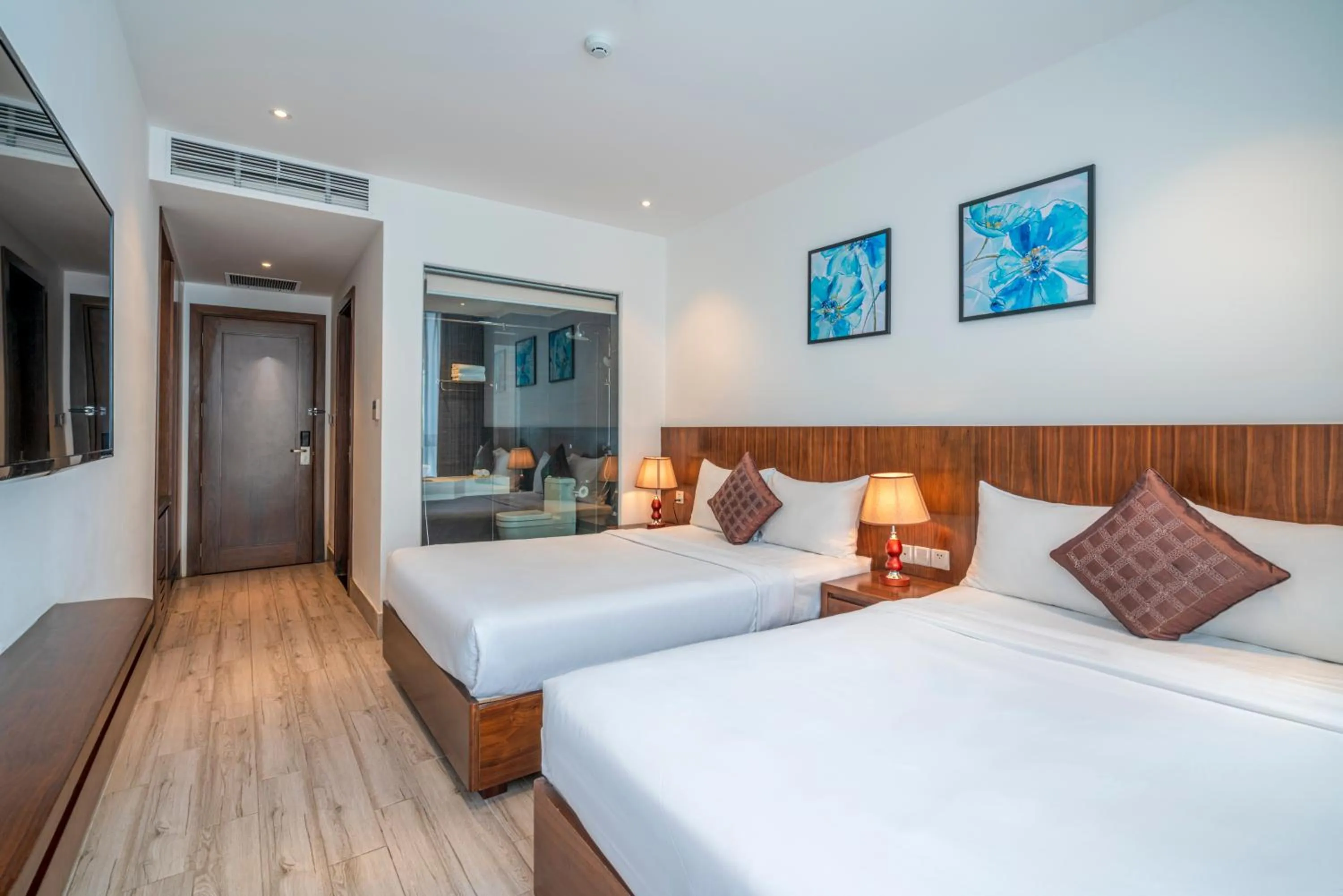 Bedroom, Bed in Greenery Hotel