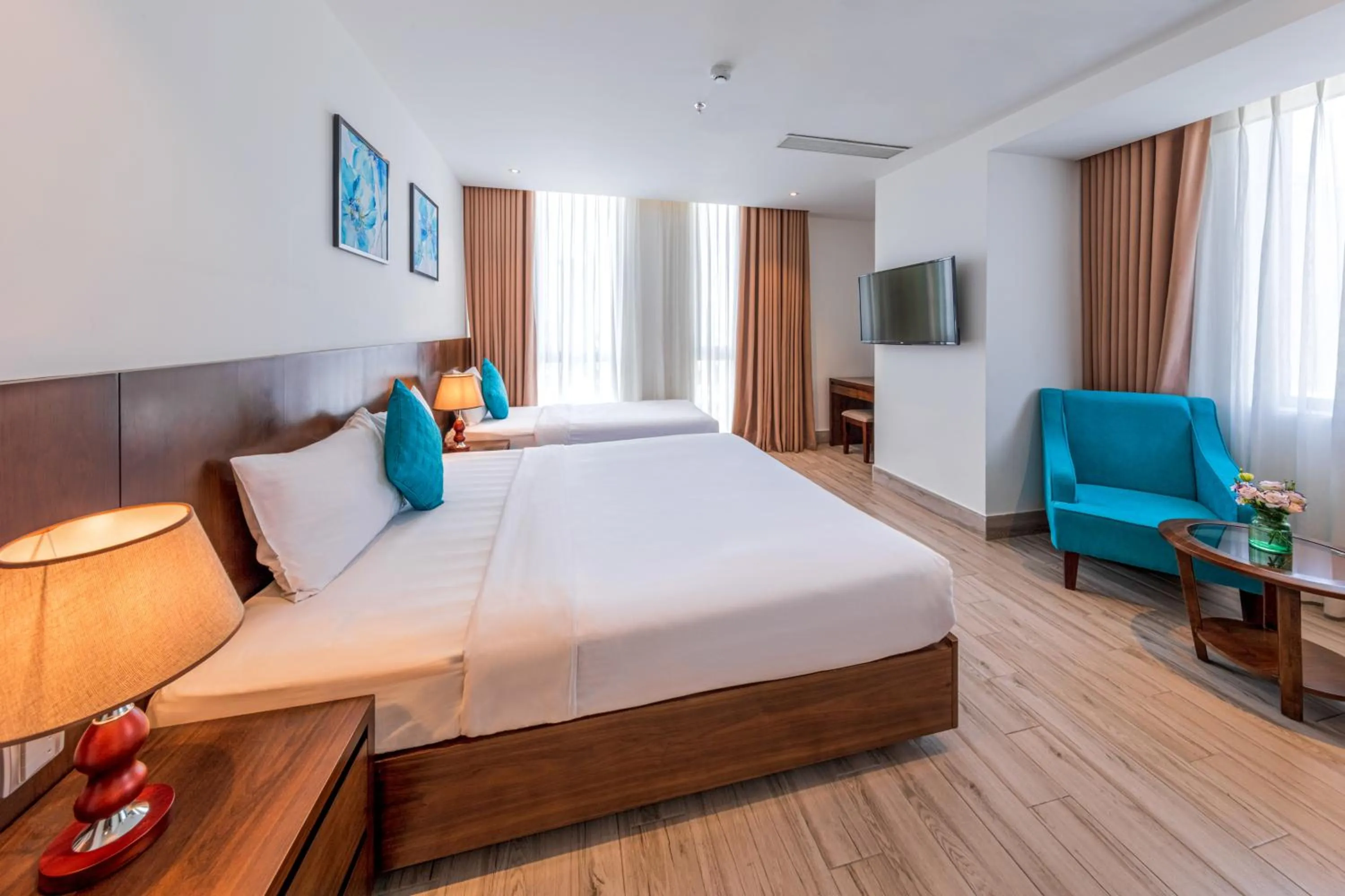 TV and multimedia, Bed in Greenery Hotel