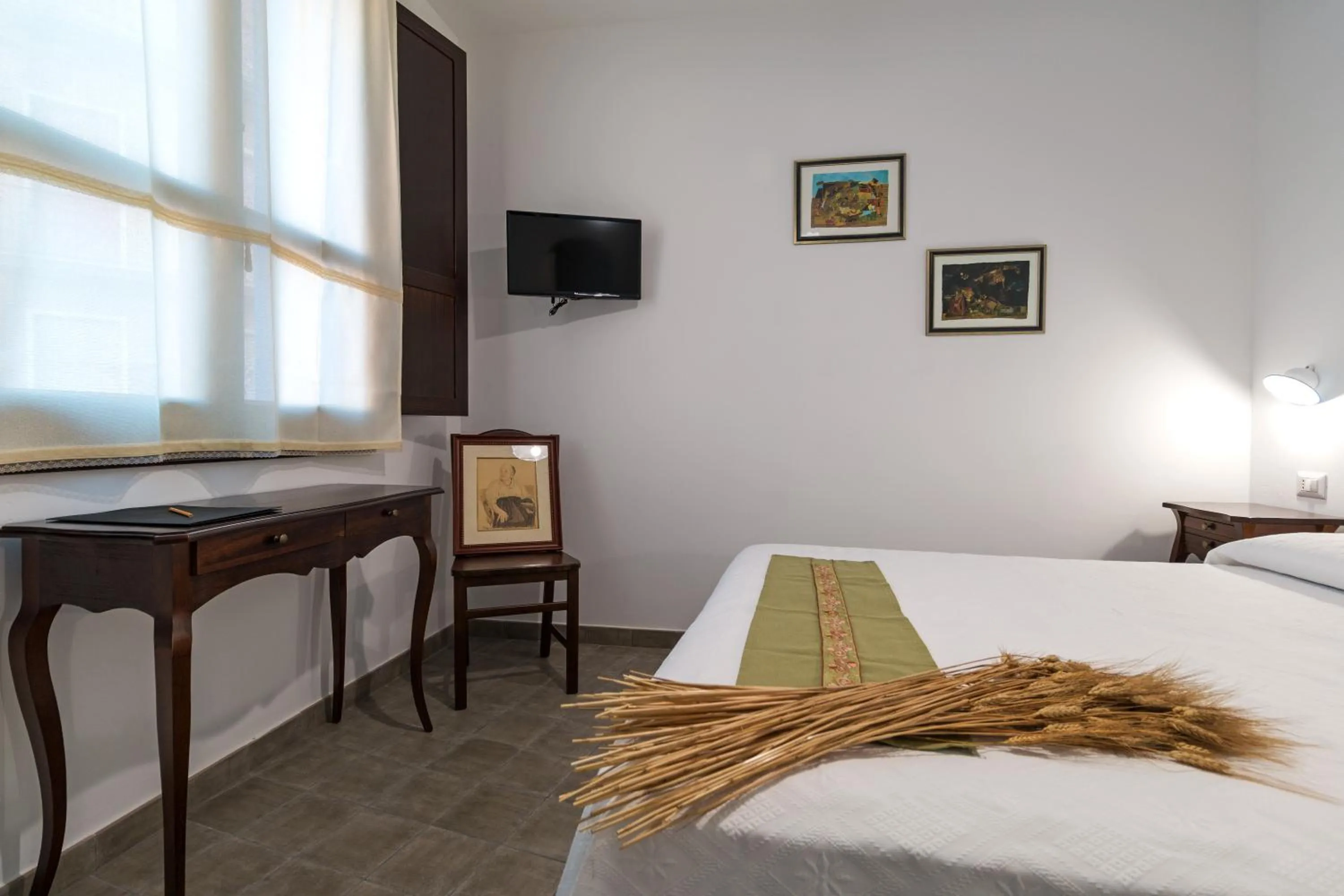 Bed in Ghivine Albergo Diffuso