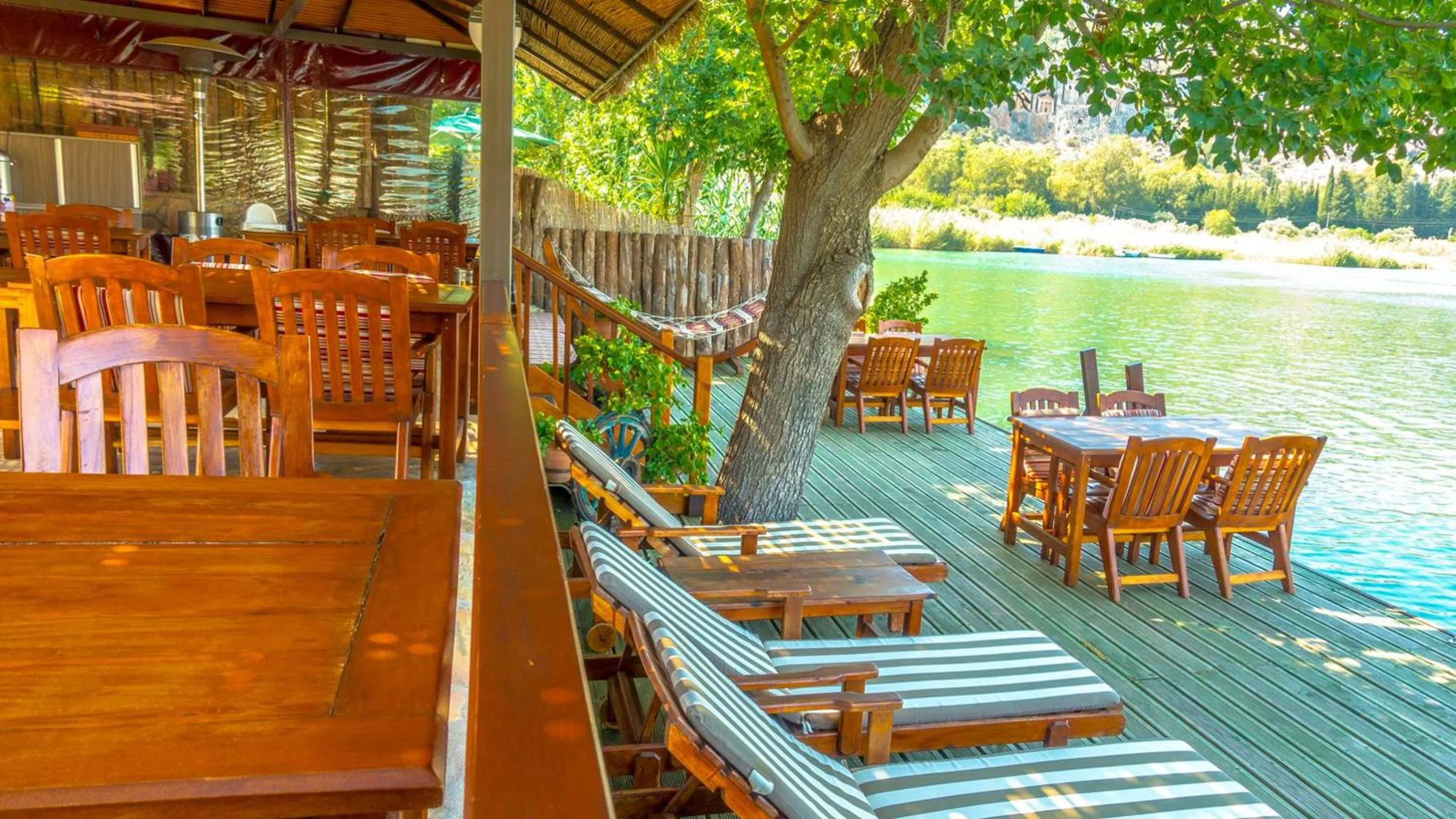 Garden in Dalyan Pension