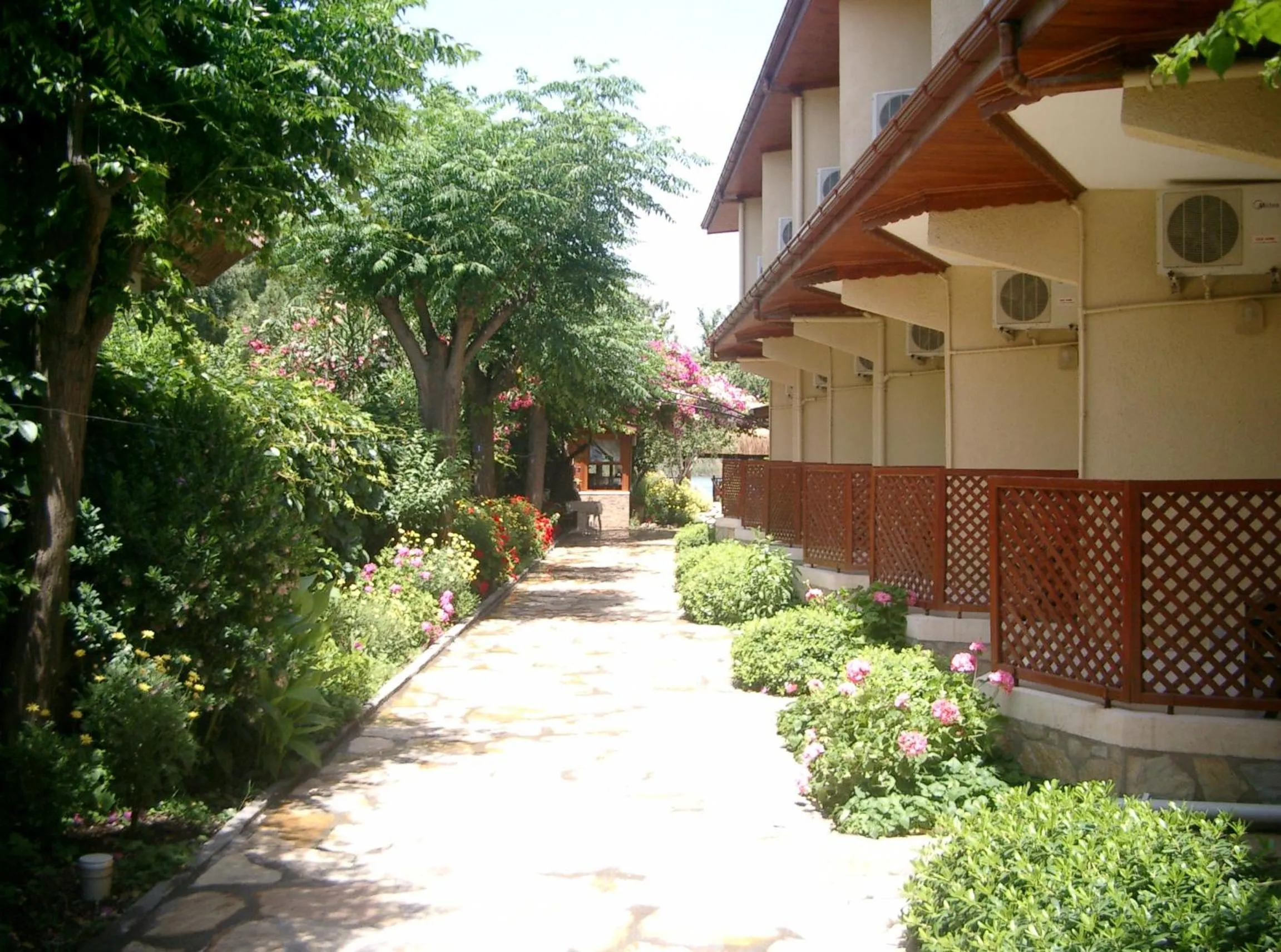 Facade/entrance in Dalyan Pension