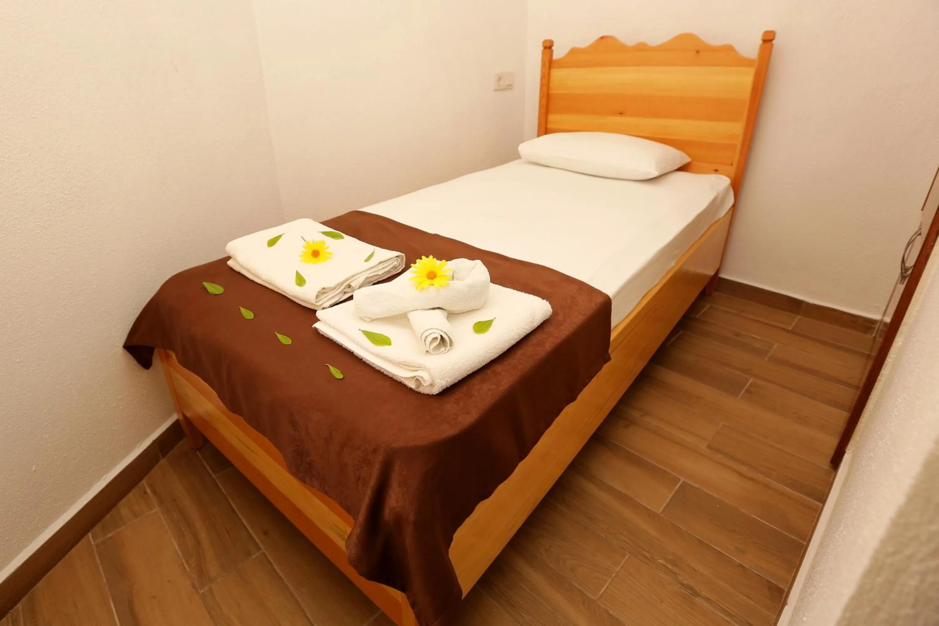 Bed in Dalyan Pension
