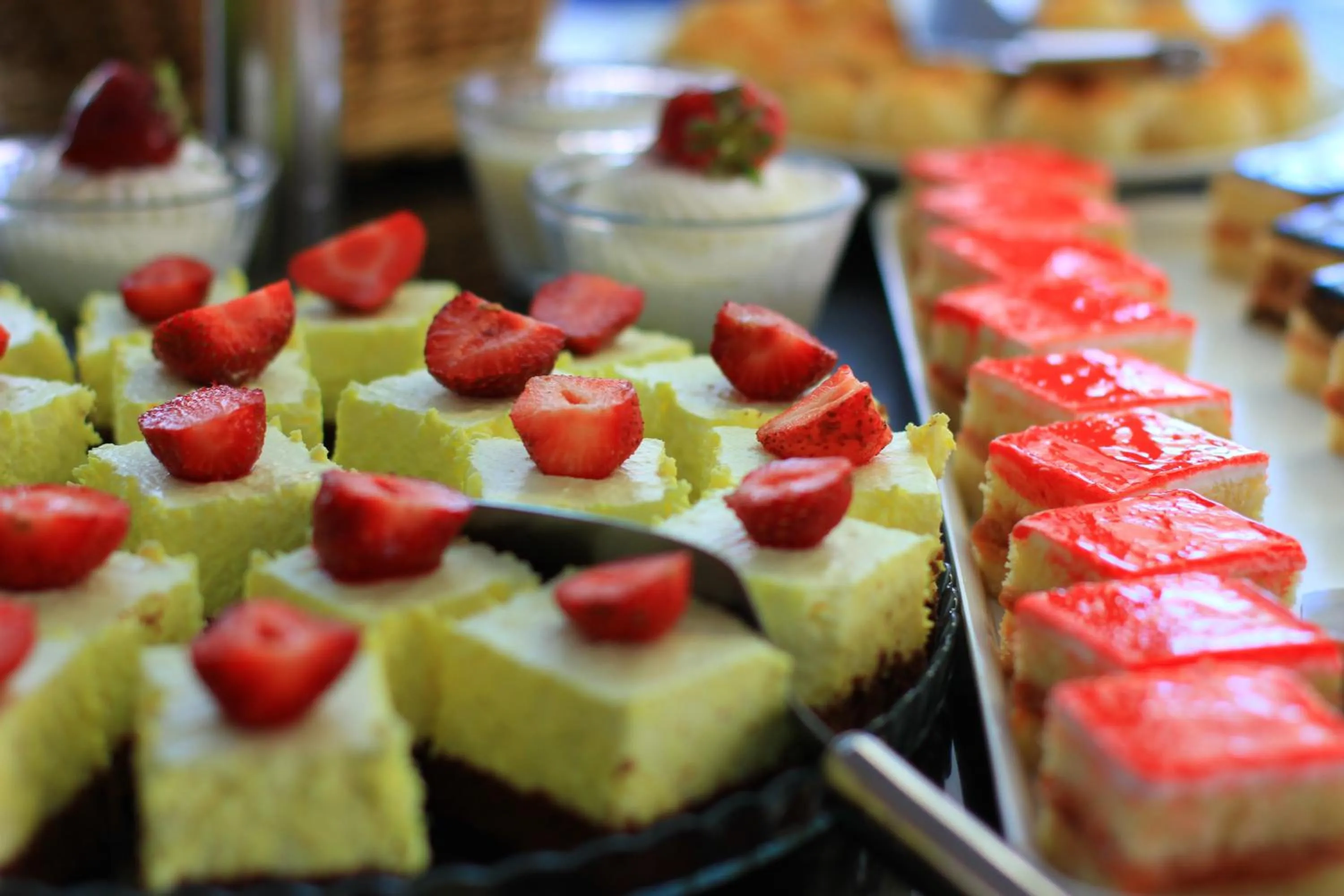 Restaurant/places to eat in Hawaii Hotel