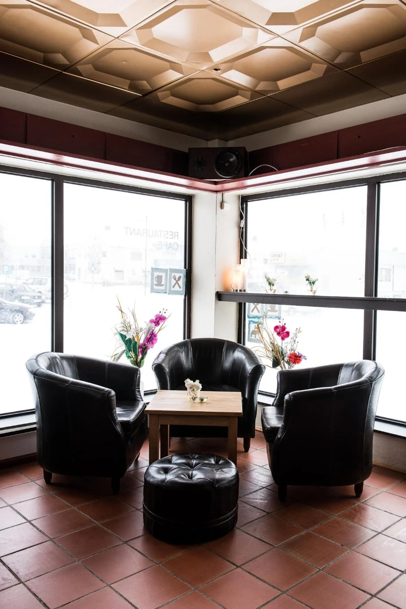 Lobby or reception in Sørreisa Hotell