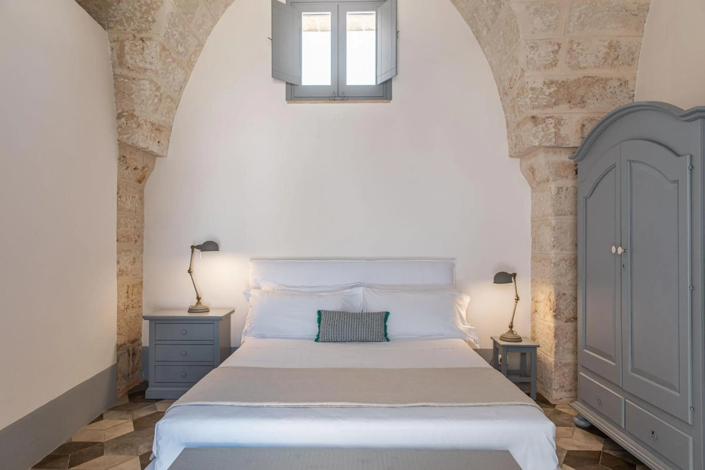 Bed in Masseria San Giovanni - Epoca Collection