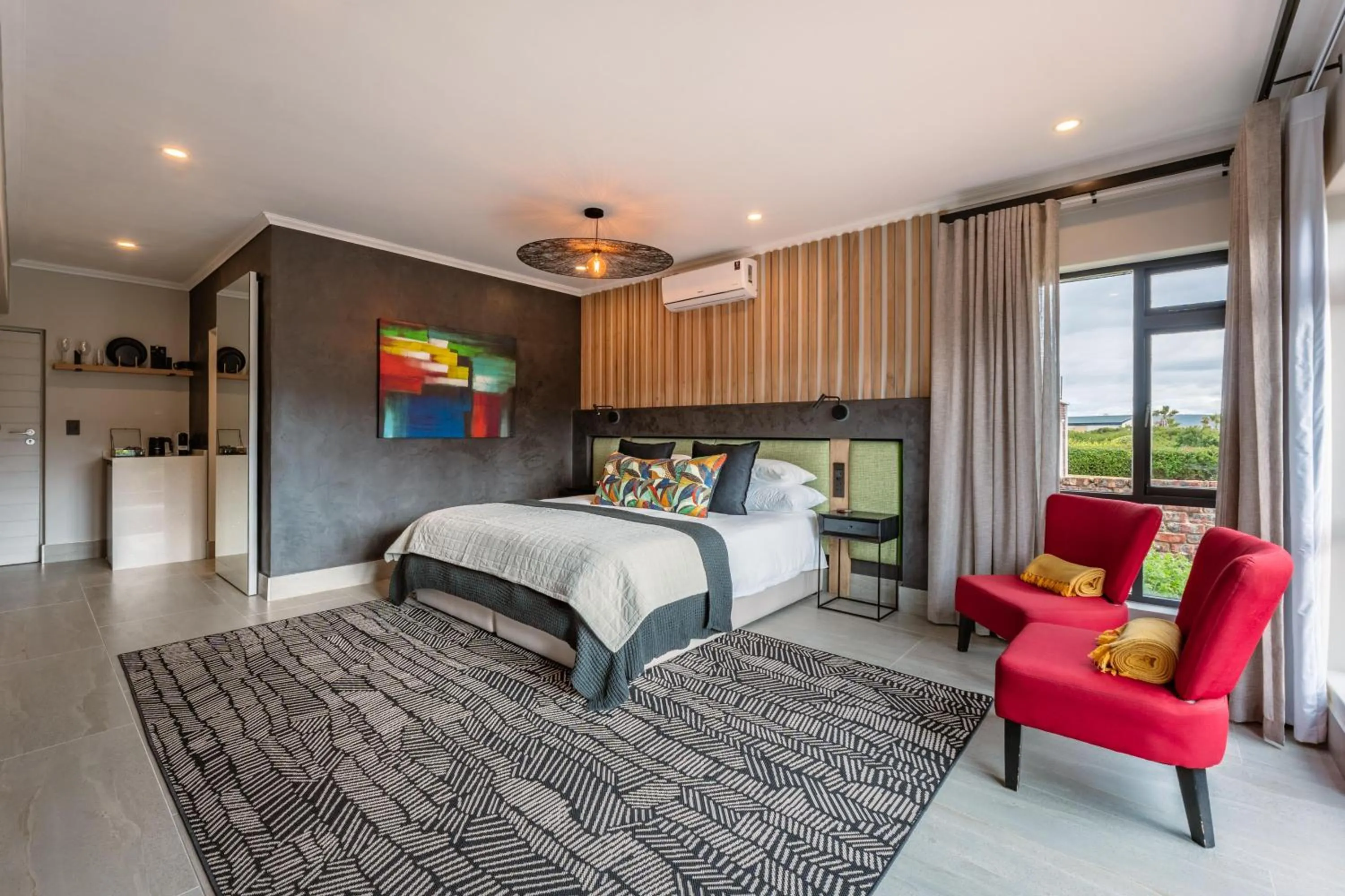 Photo of the whole room, Bed in Dolphin Dunes Guesthouse