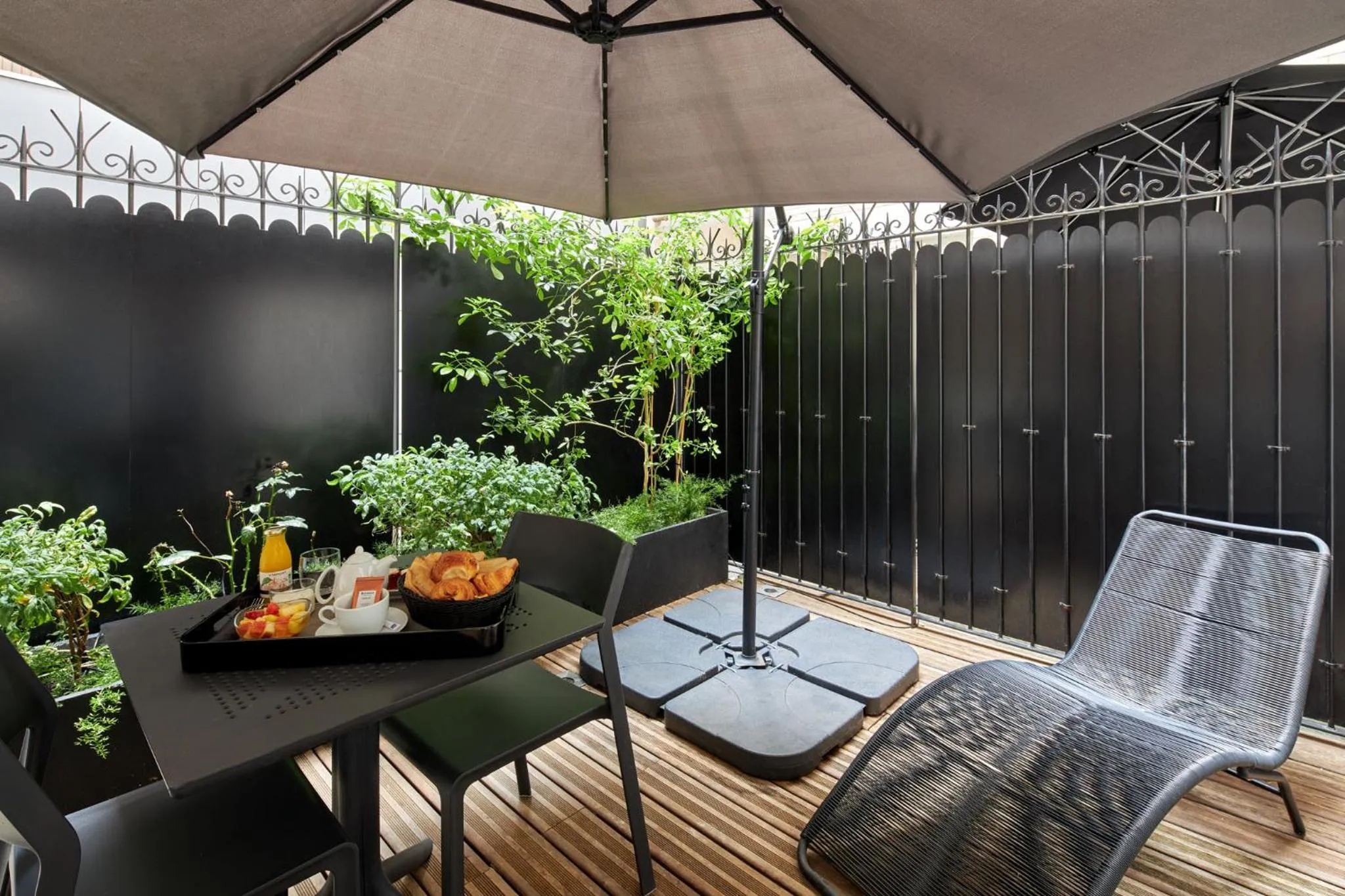 Balcony/Terrace in Platine Hotel